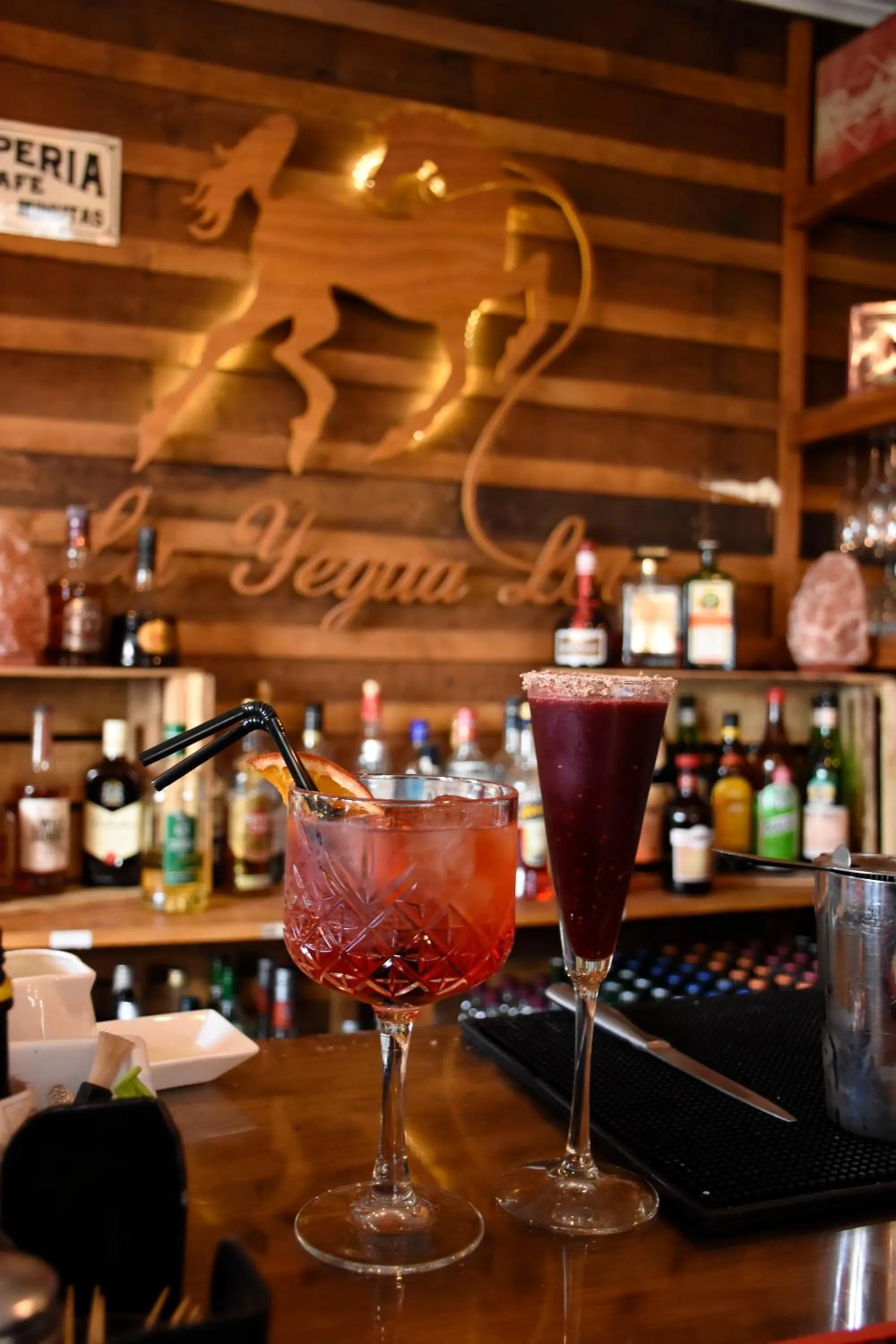 Lounge or bar in Hotel Boutique La Yegua Loca