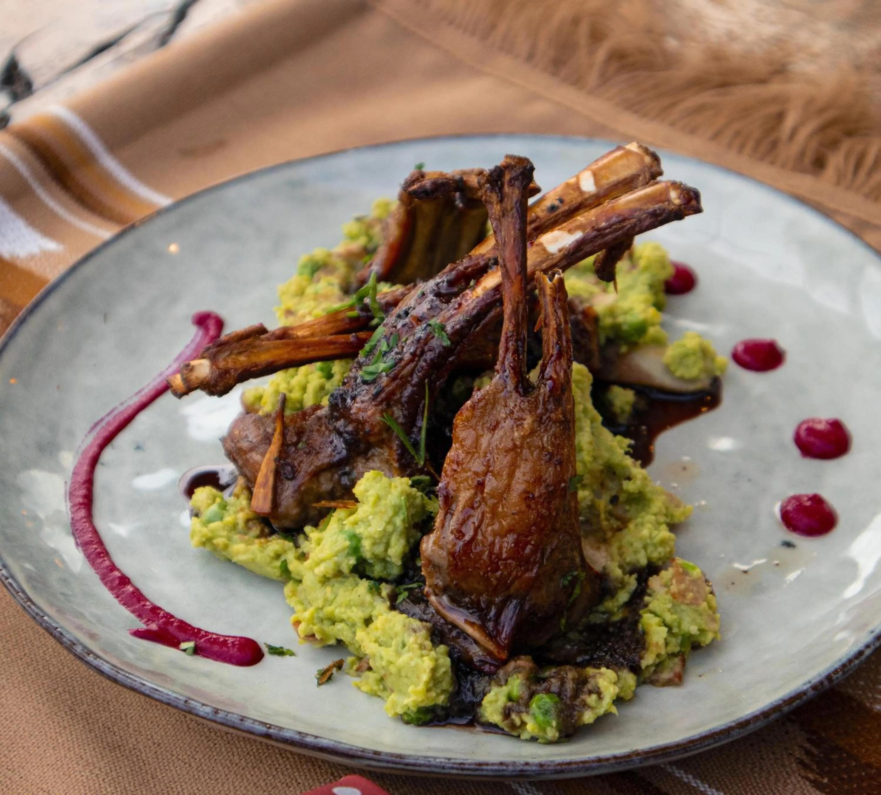 Restaurant/places to eat in Hotel Boutique La Yegua Loca