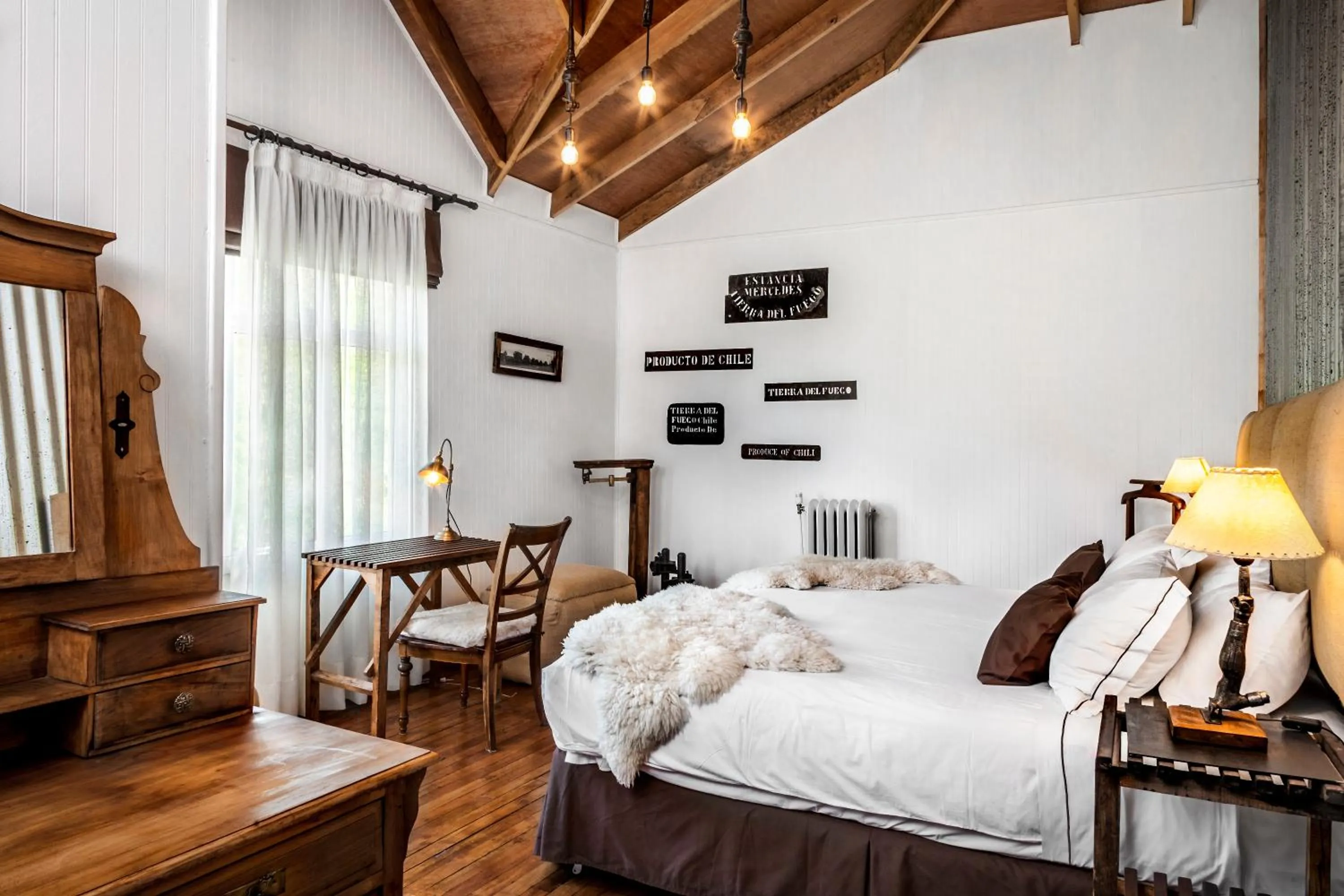 Photo of the whole room, Bed in Hotel Boutique La Yegua Loca