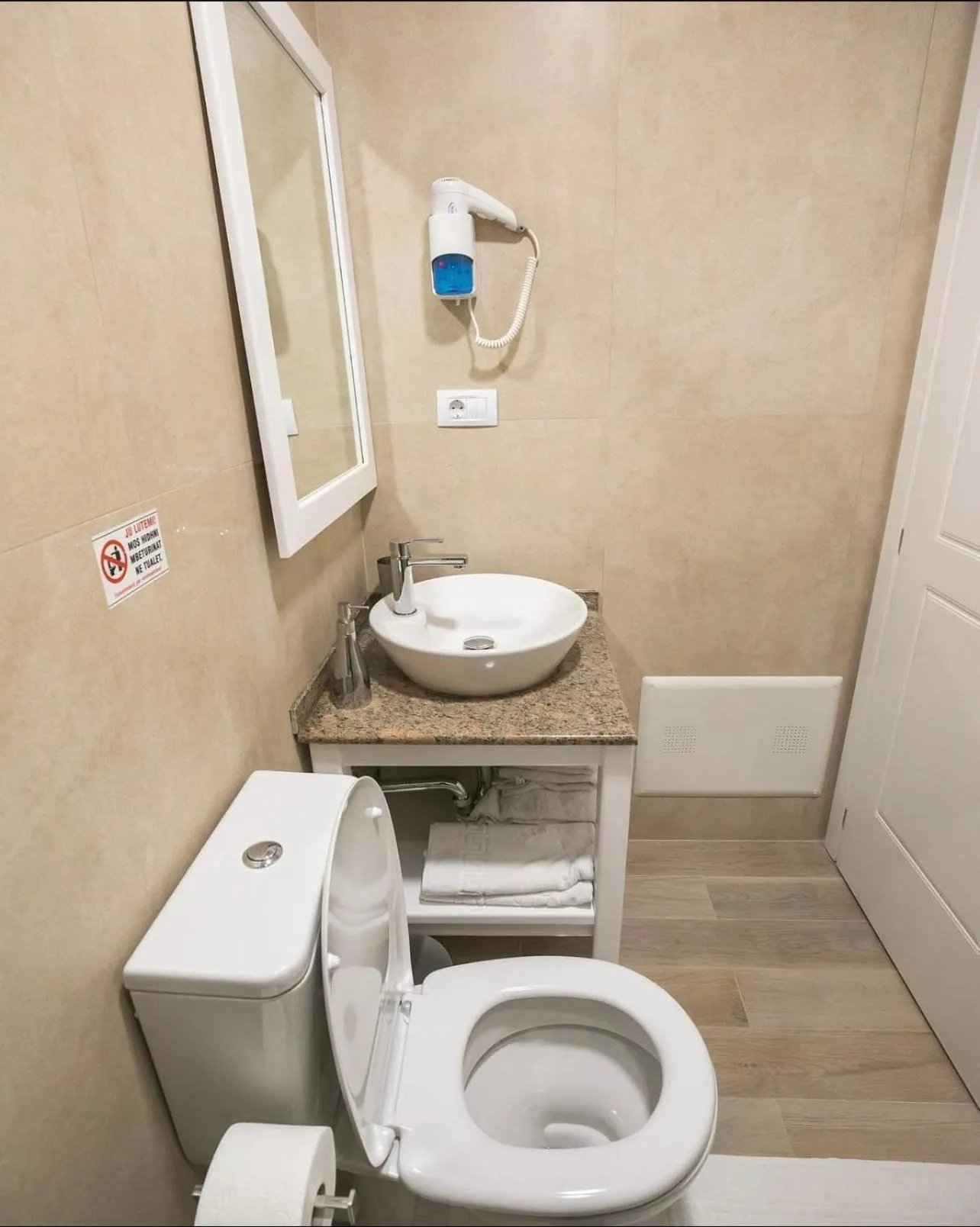 Bathroom in Hotel Sidi