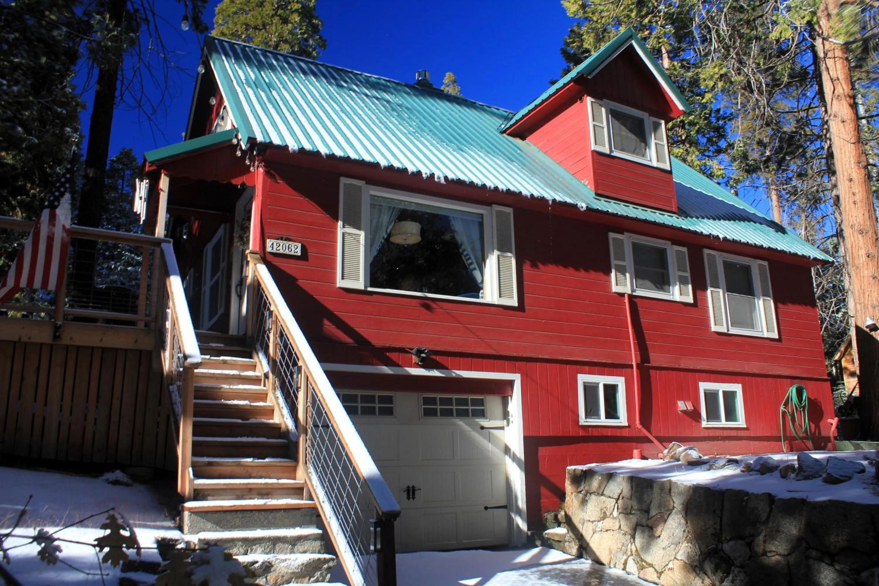 Elliott House Boutique Inn