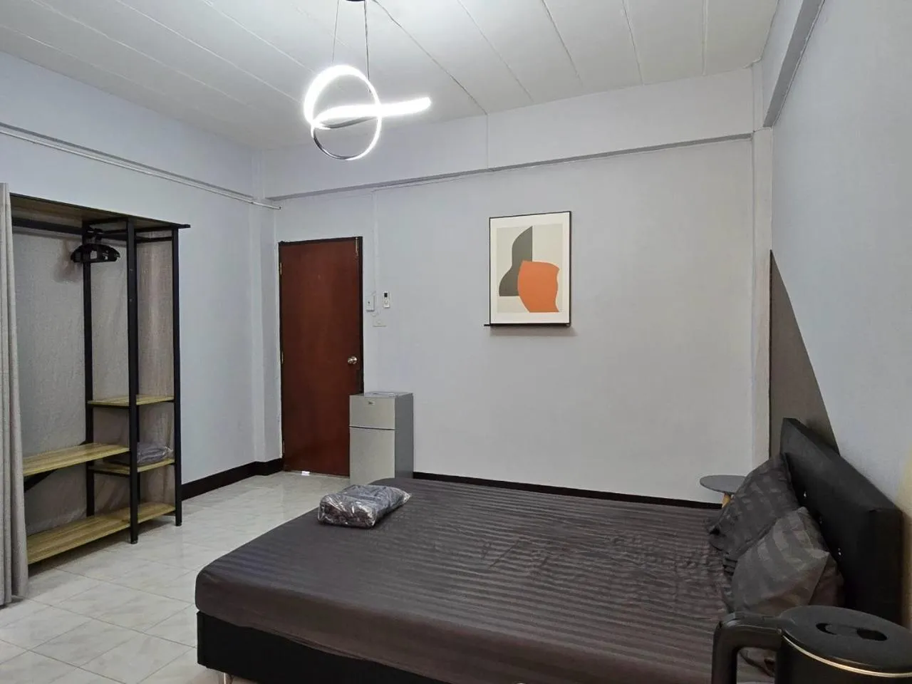 Bedroom, Bed in SRINN House, Bangkok