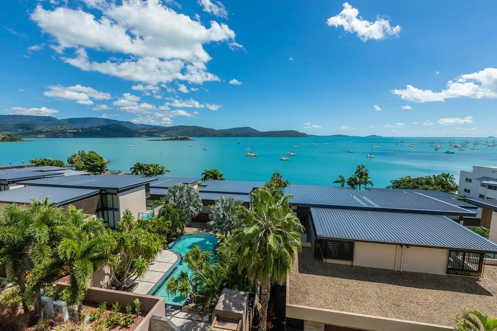 Swimming pool in Mirage Whitsundays