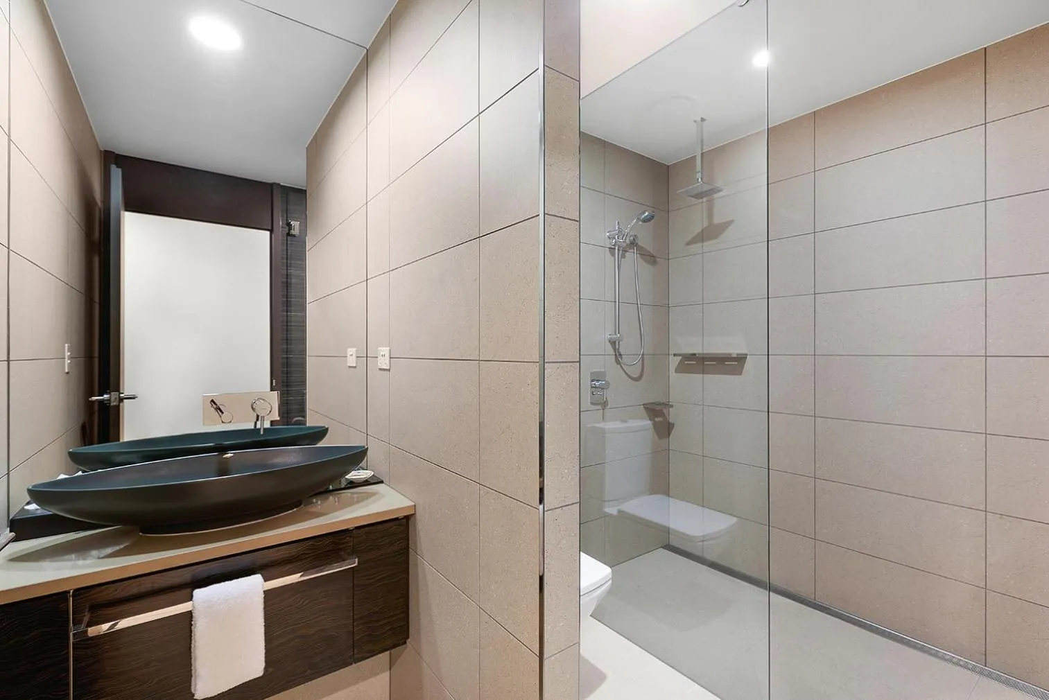 Bathroom in Mirage Whitsundays