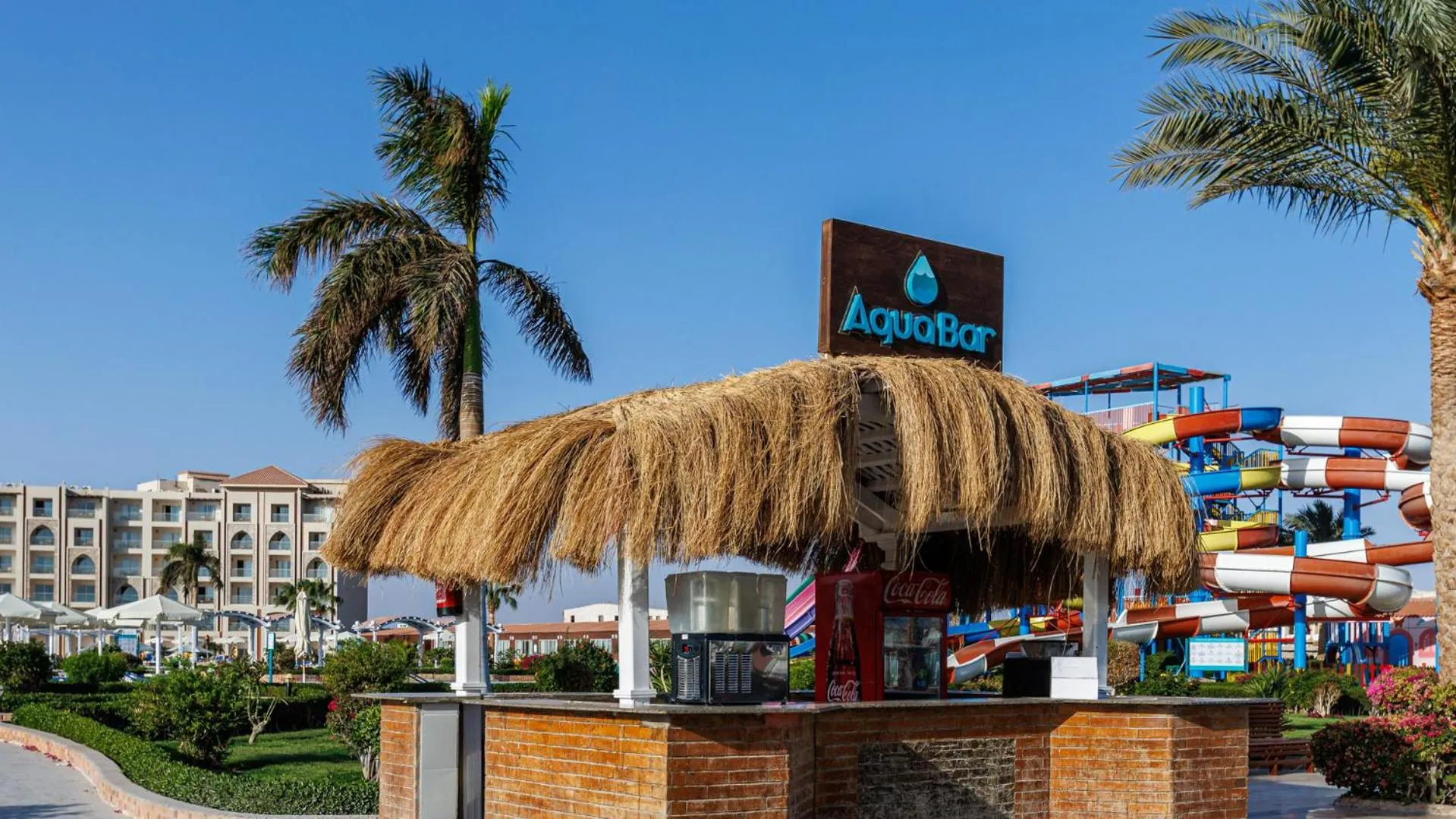 Lounge or bar in Sunrise Alora Aqua Park Resort
