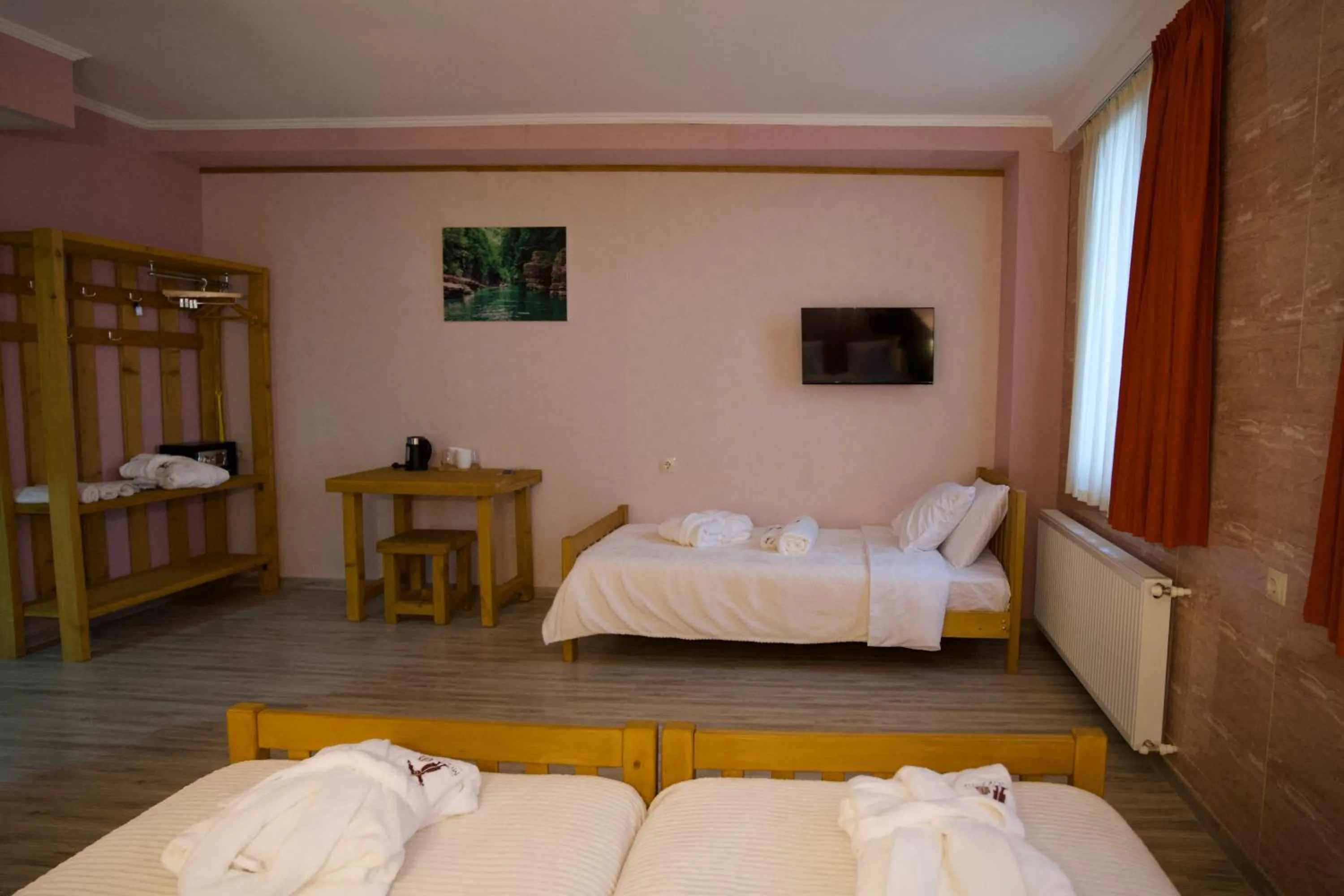 Bed in Hotel Mogzauri