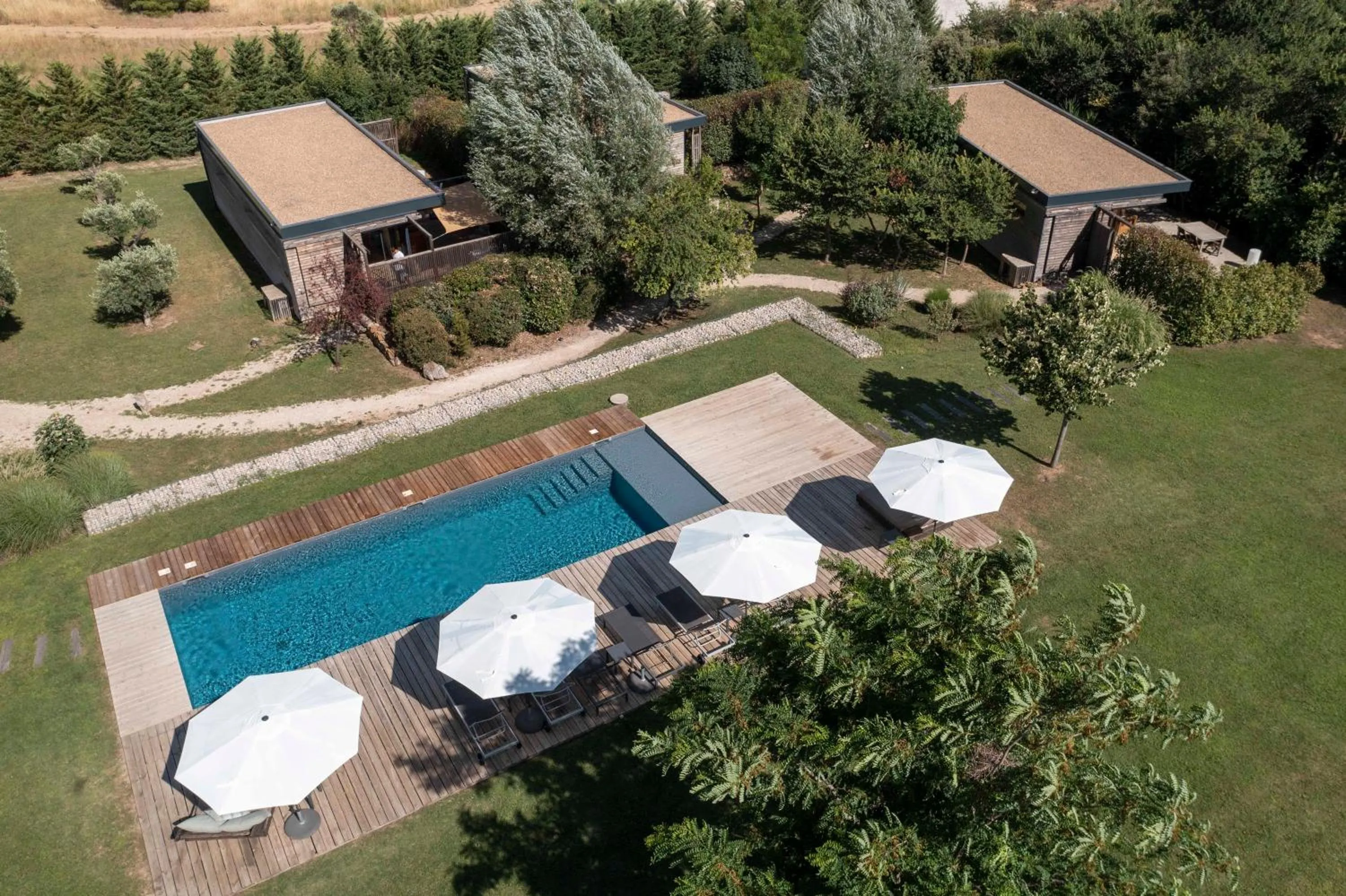 Pool view in Domaine Mejan