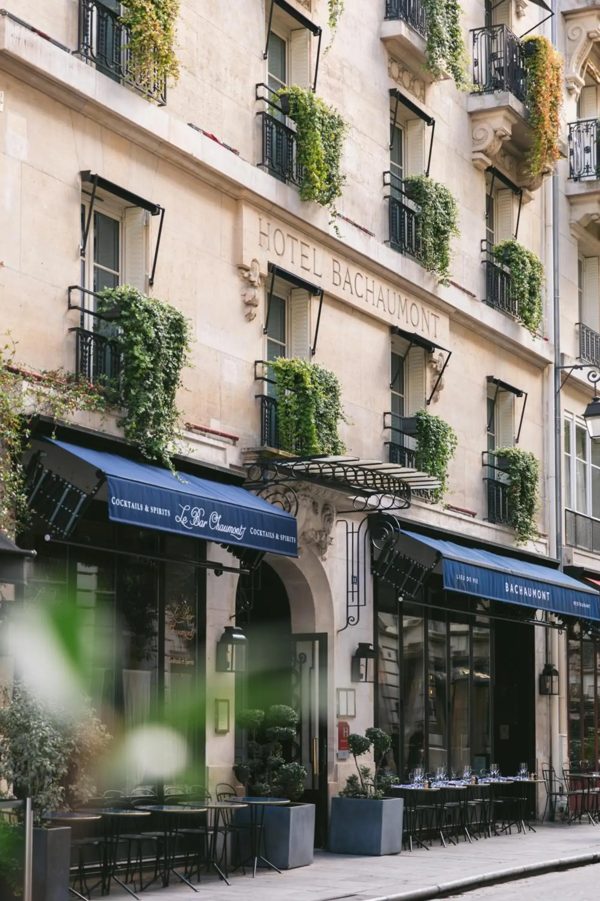 Property building in Hotel Bachaumont Property building in Hotel Bachaumont