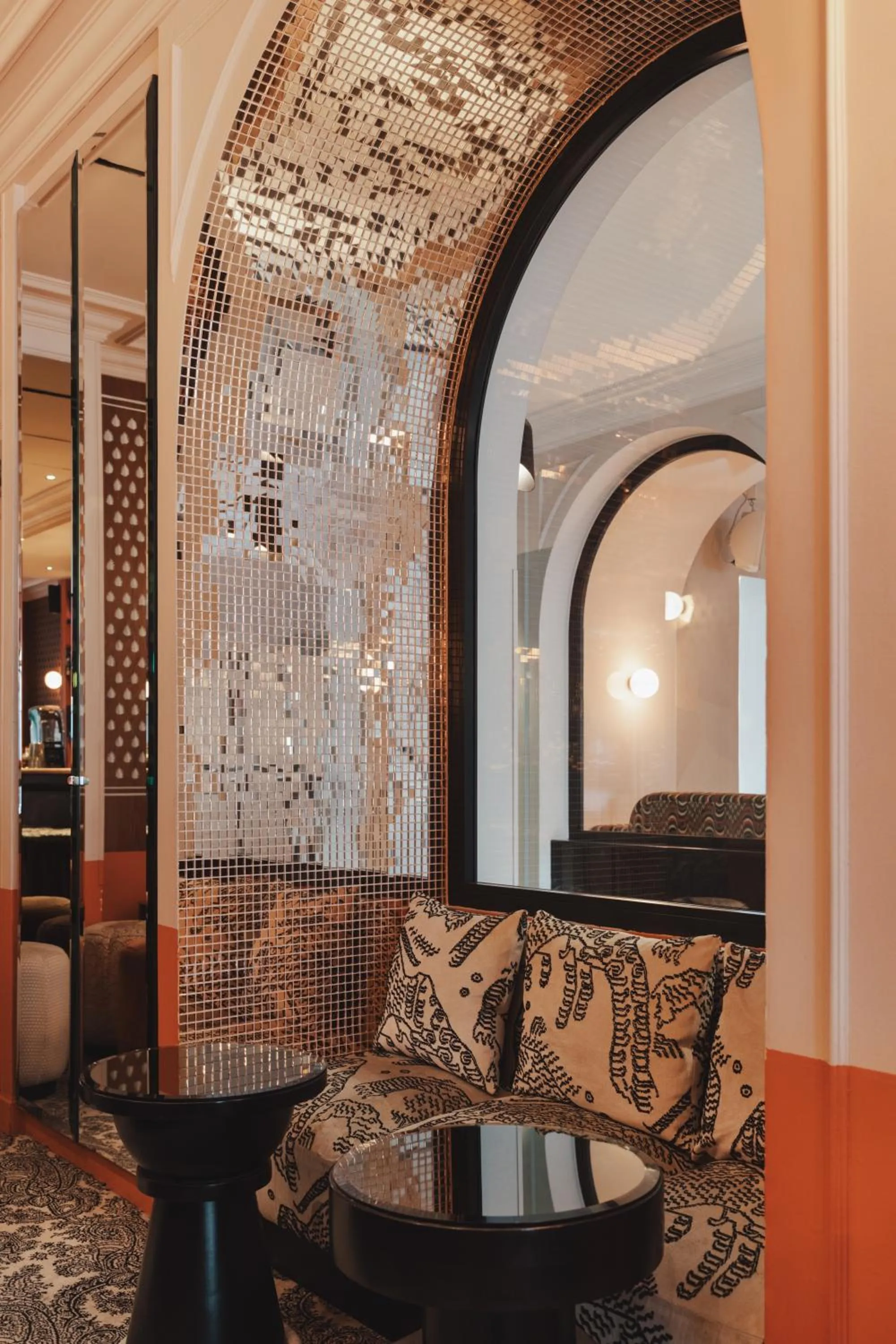 Lounge or bar in Hotel Bachaumont