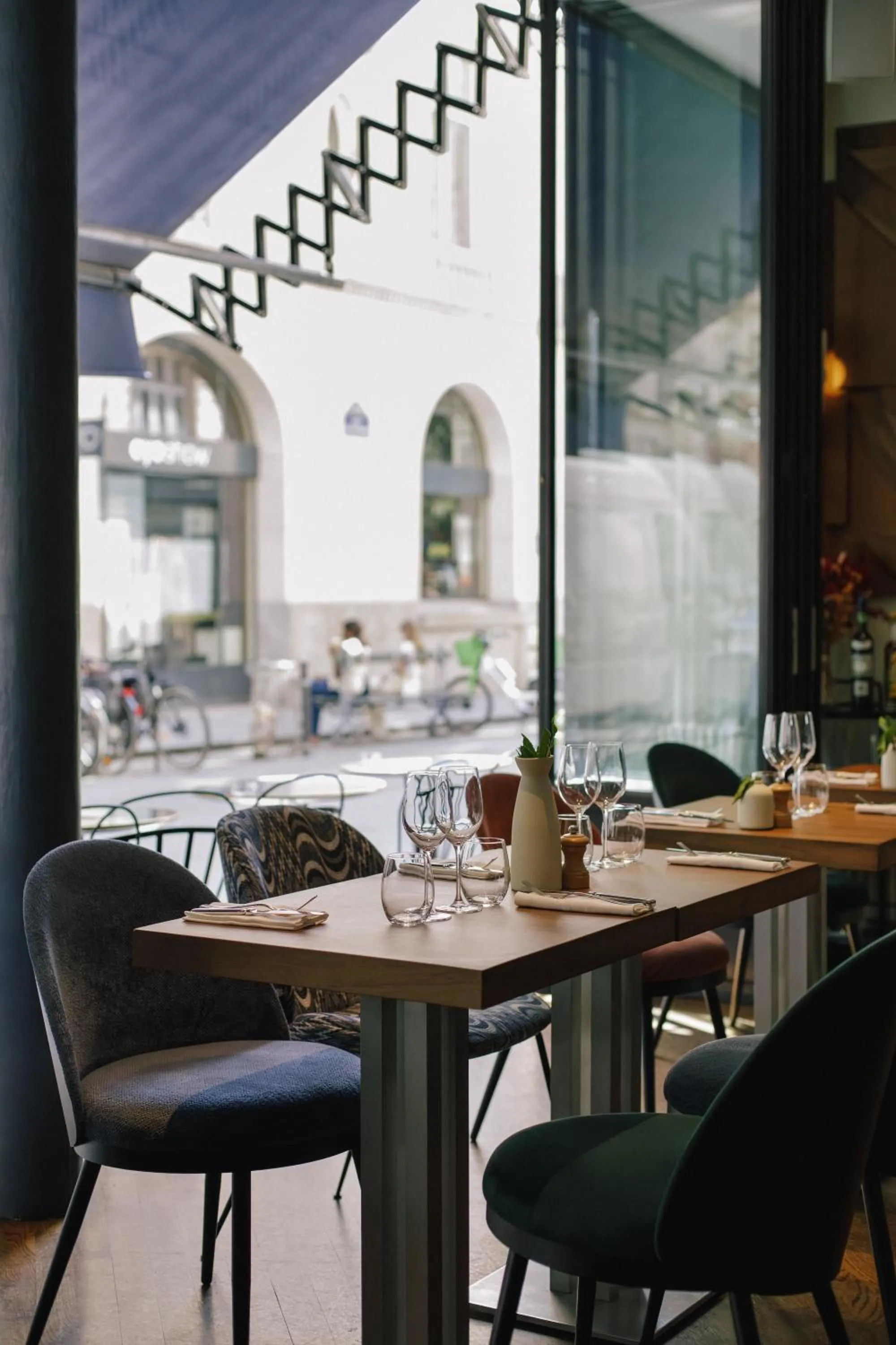 Restaurant/places to eat in Hotel Bachaumont