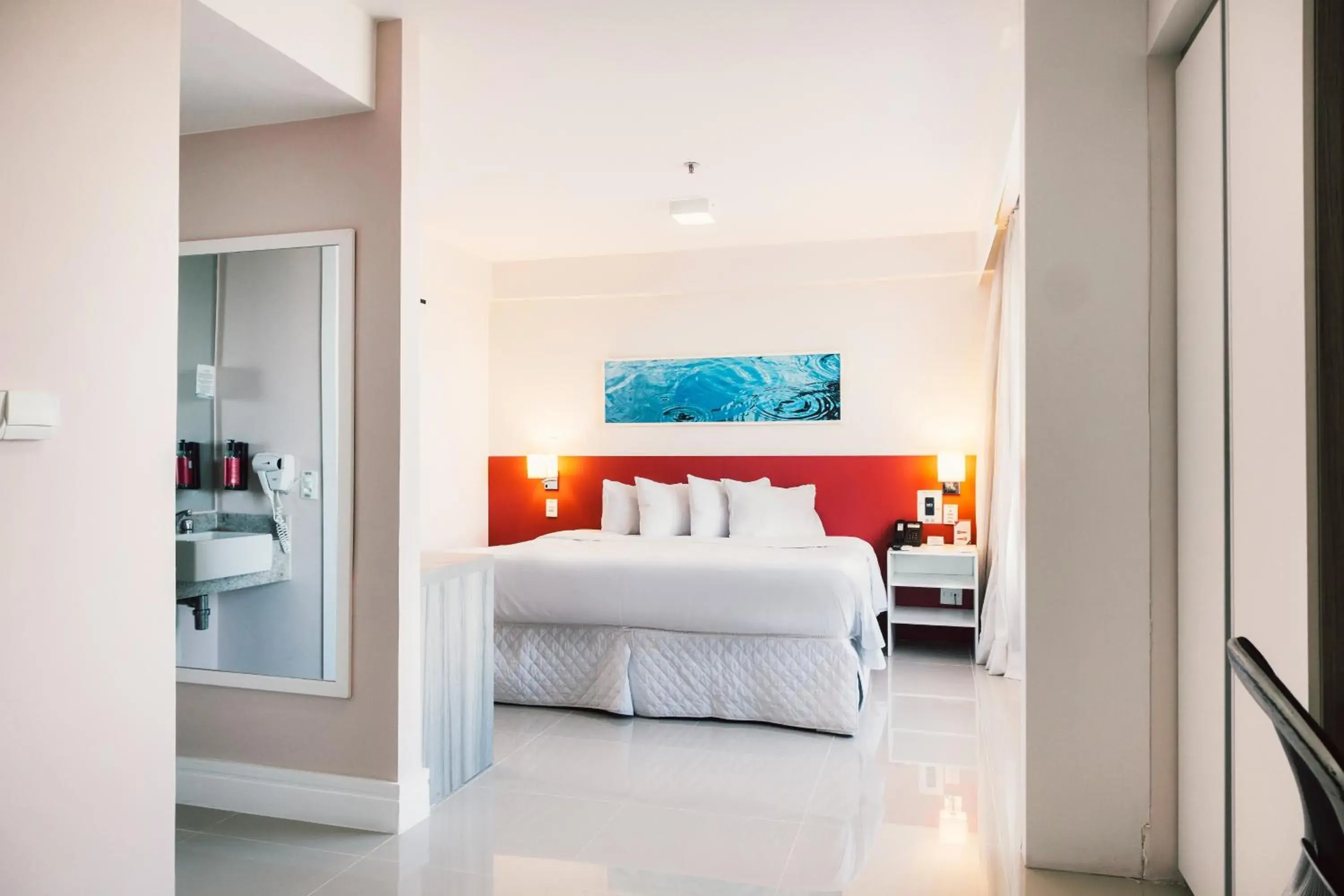 Superior Double Room in Ramada Hotel & Suites Campos Pelinca Superior Double Room in Ramada Hotel & Suites Campos Pelinca