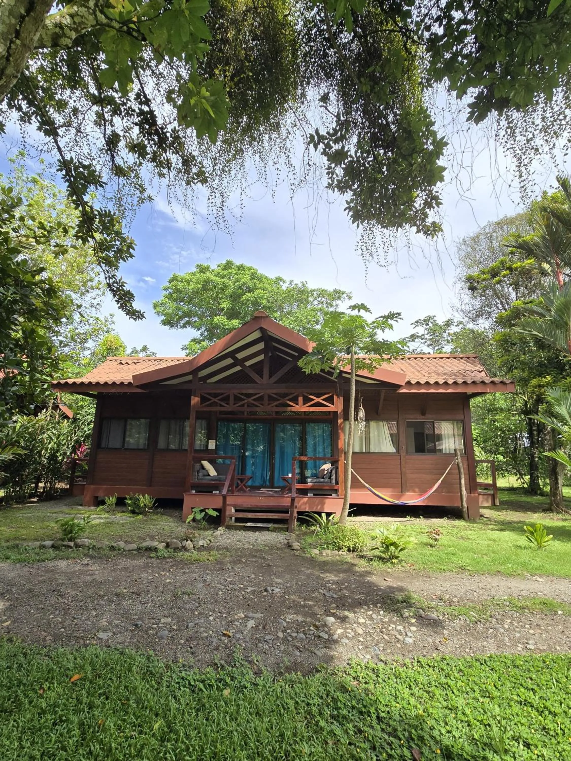 Garden view in Hotel Kenaki Lodge