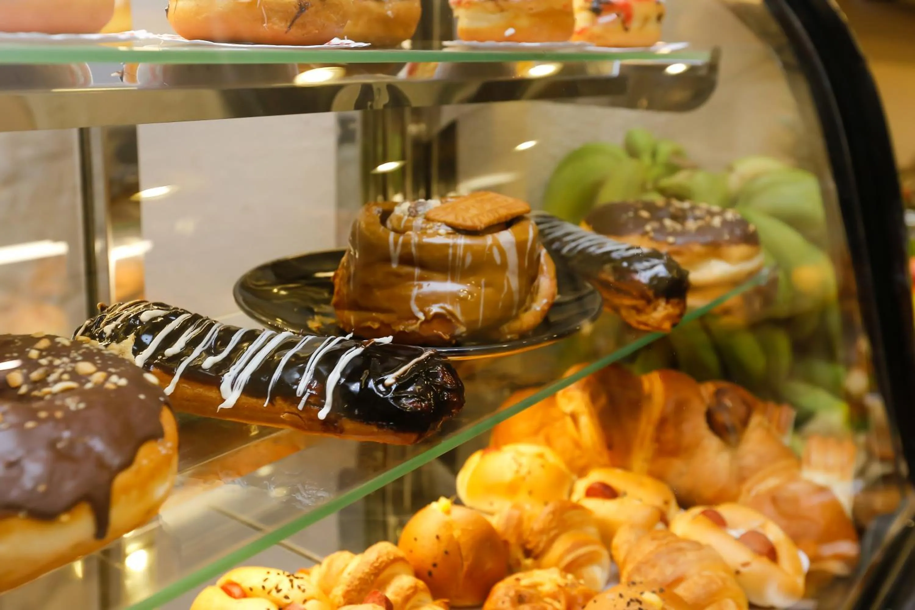 Food and drinks in Rixoss tower Pyramids View