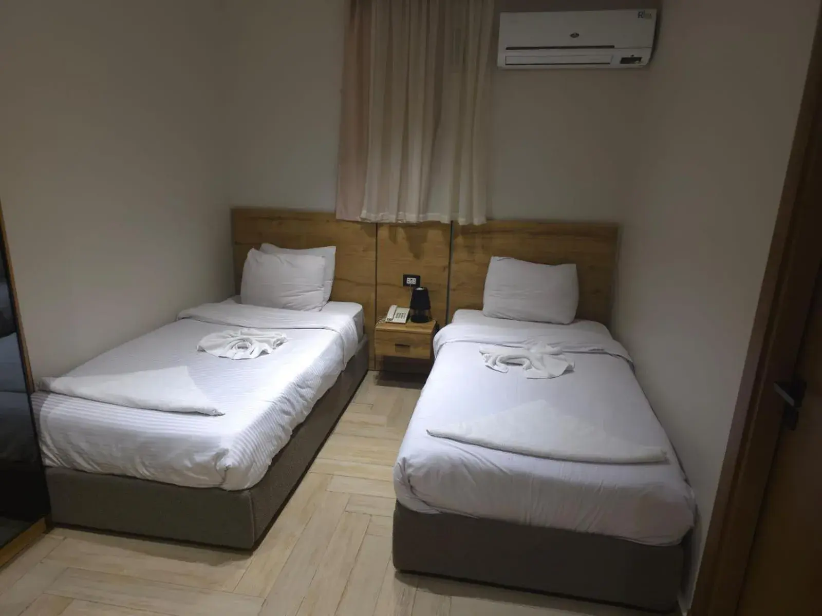 Budget Twin Room in Rixoss tower Pyramids View Budget Twin Room in Rixoss tower Pyramids View