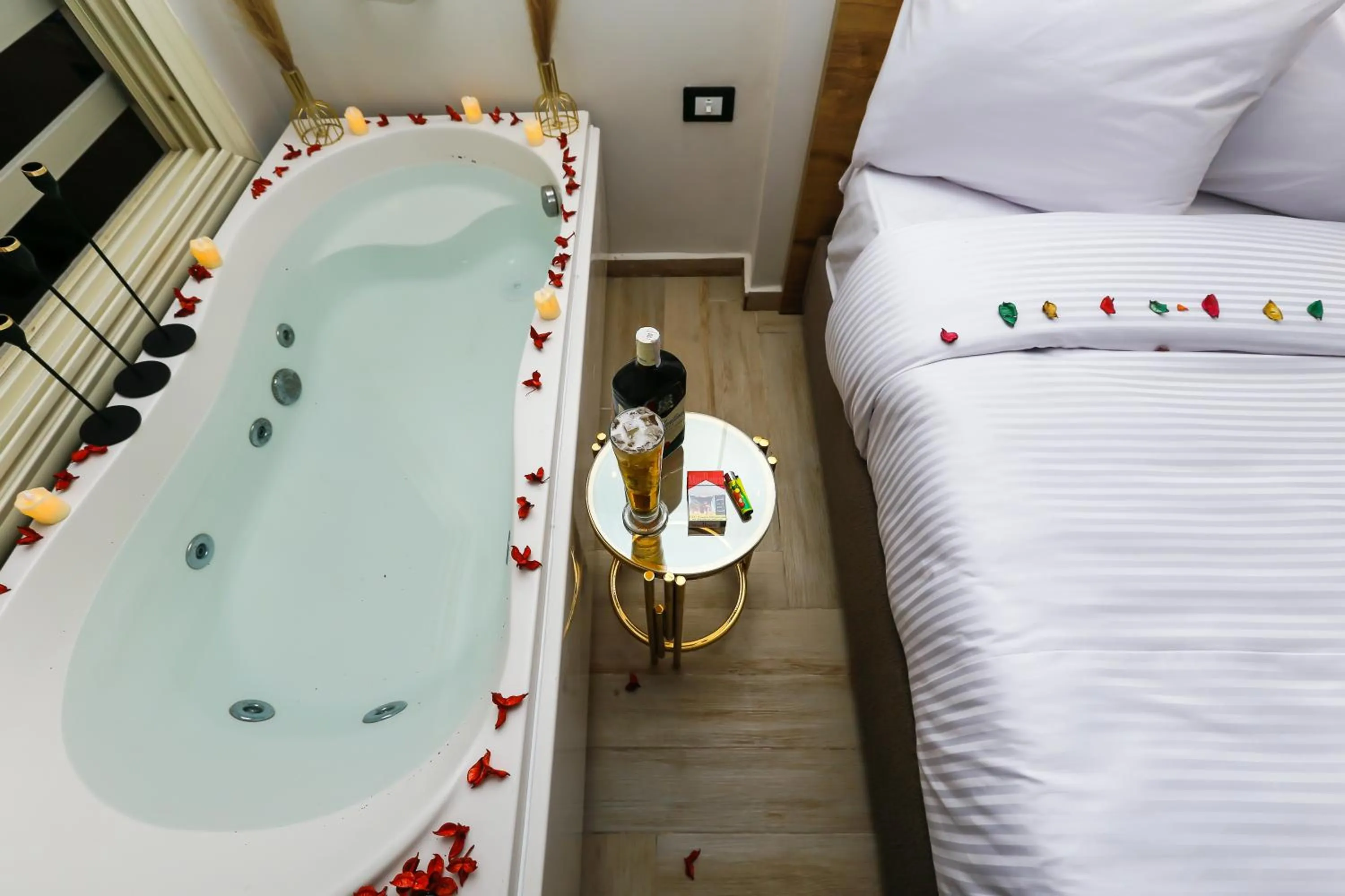 Bed in Rixoss tower Pyramids View