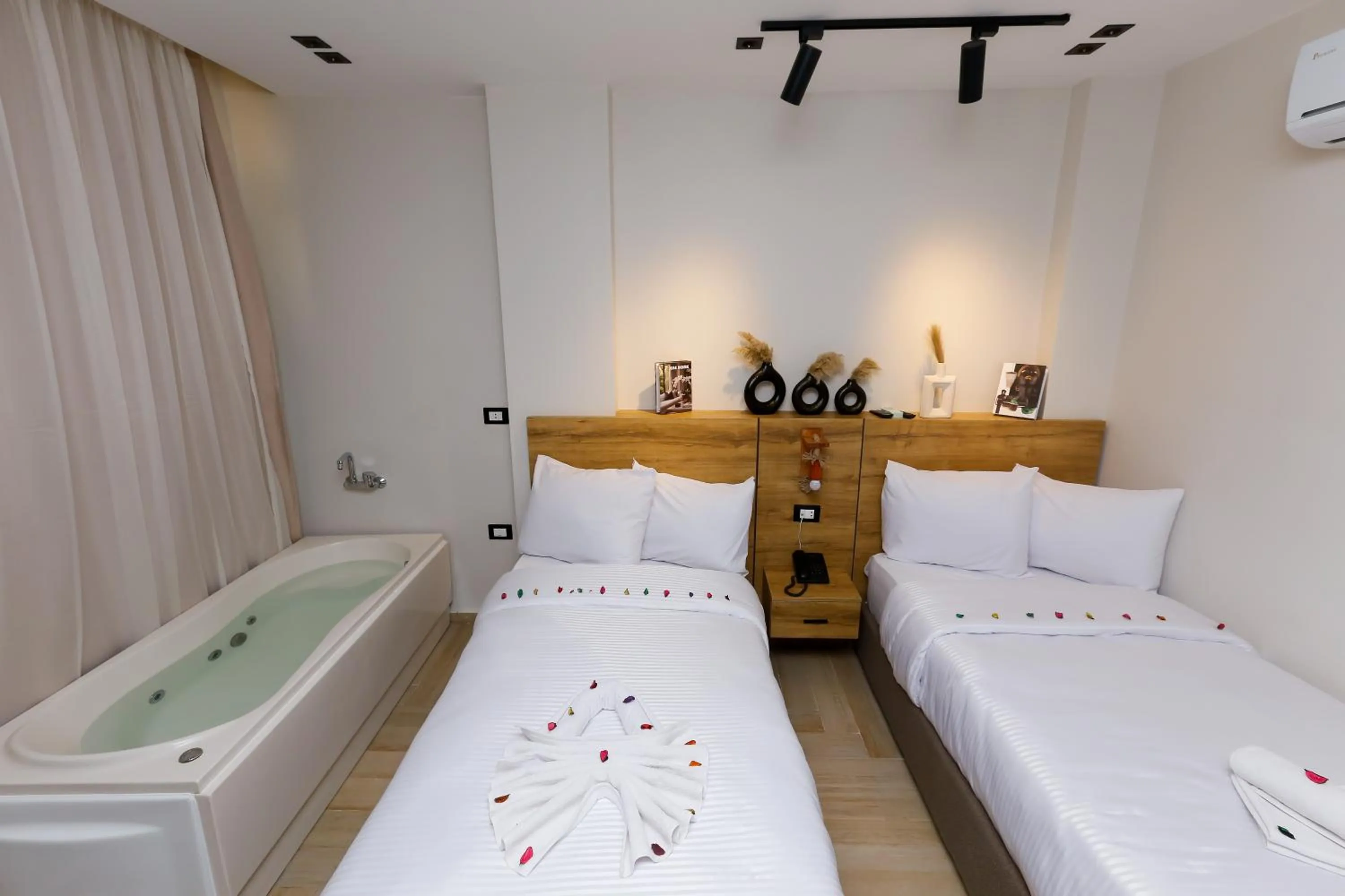 Bed in Rixoss tower Pyramids View