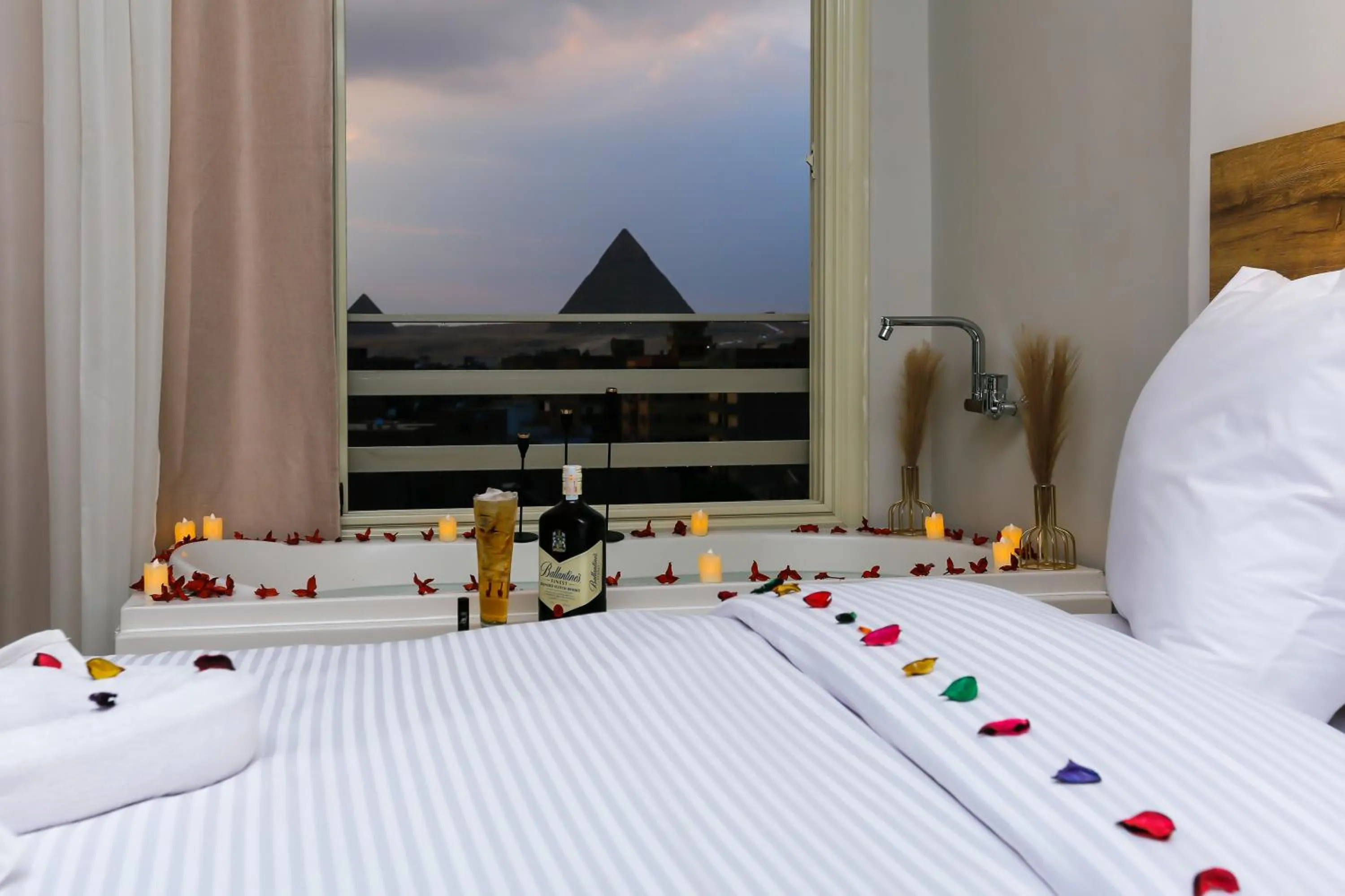 Bed in Rixoss tower Pyramids View
