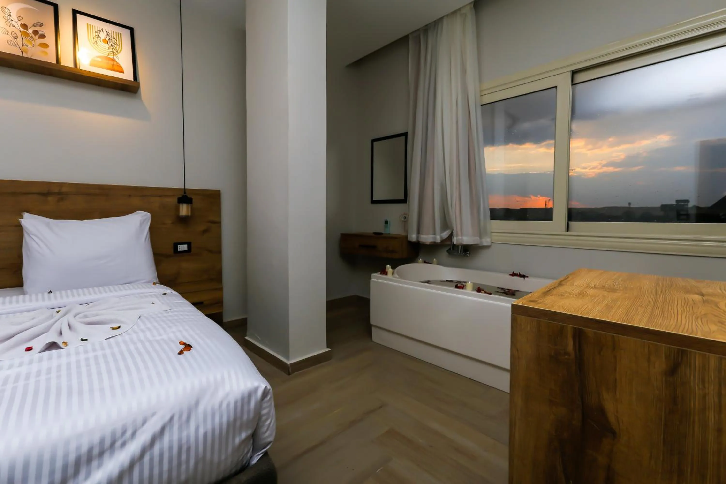 Bed in Rixoss tower Pyramids View