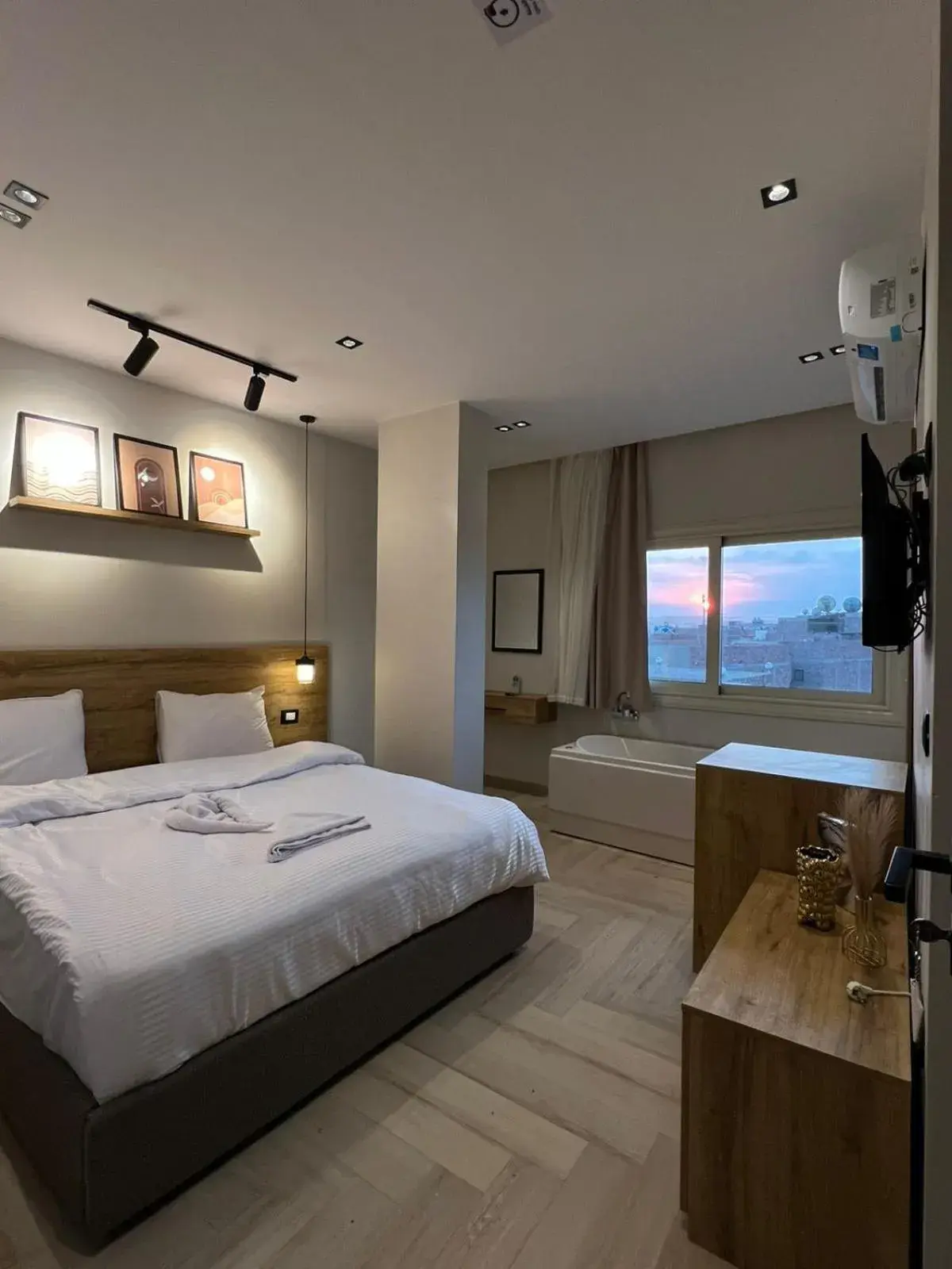 King Suite with Spa Bath in Rixoss tower Pyramids View King Suite with Spa Bath in Rixoss tower Pyramids View