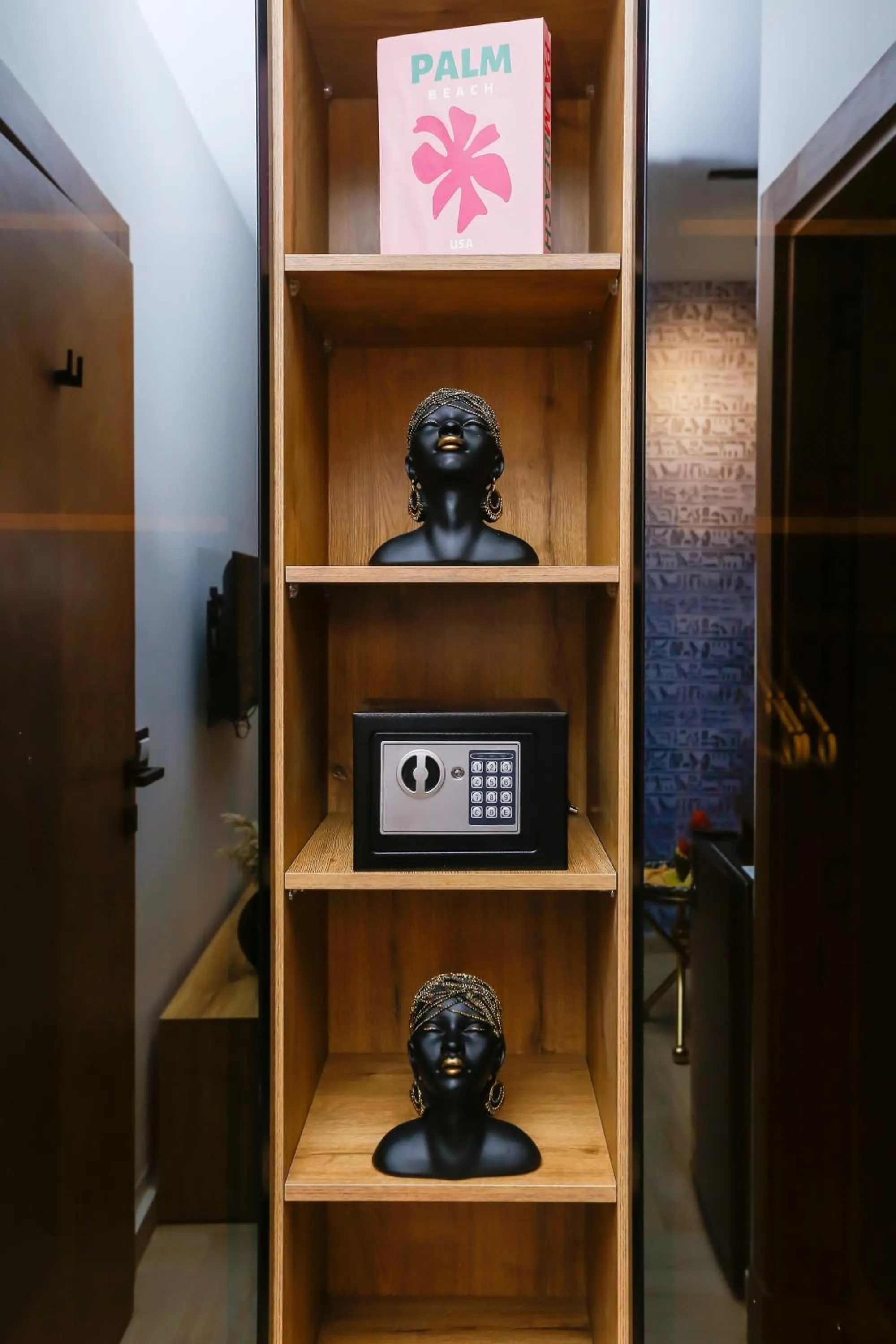 Kitchen or kitchenette in Rixoss tower Pyramids View