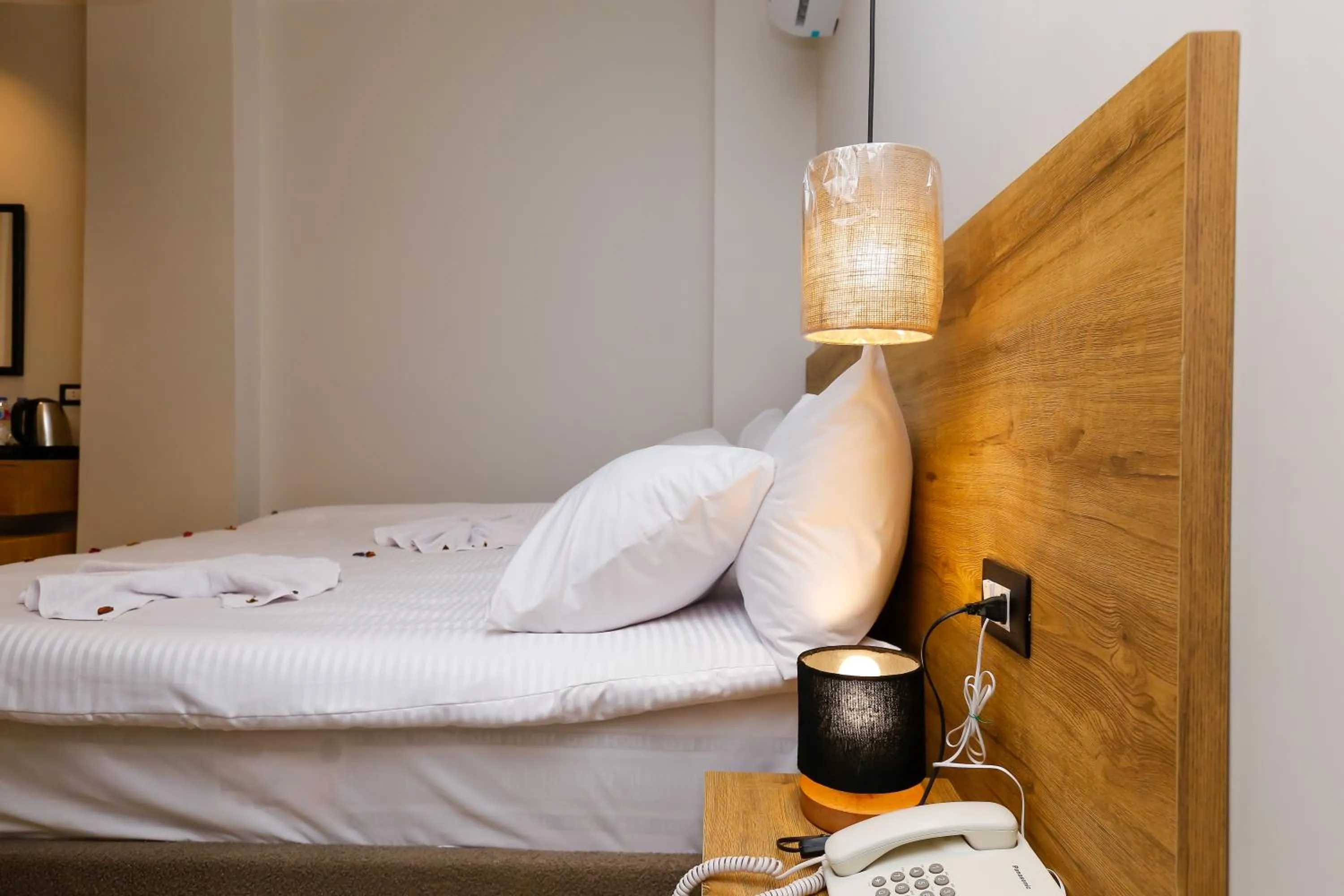 Bed in Rixoss tower Pyramids View