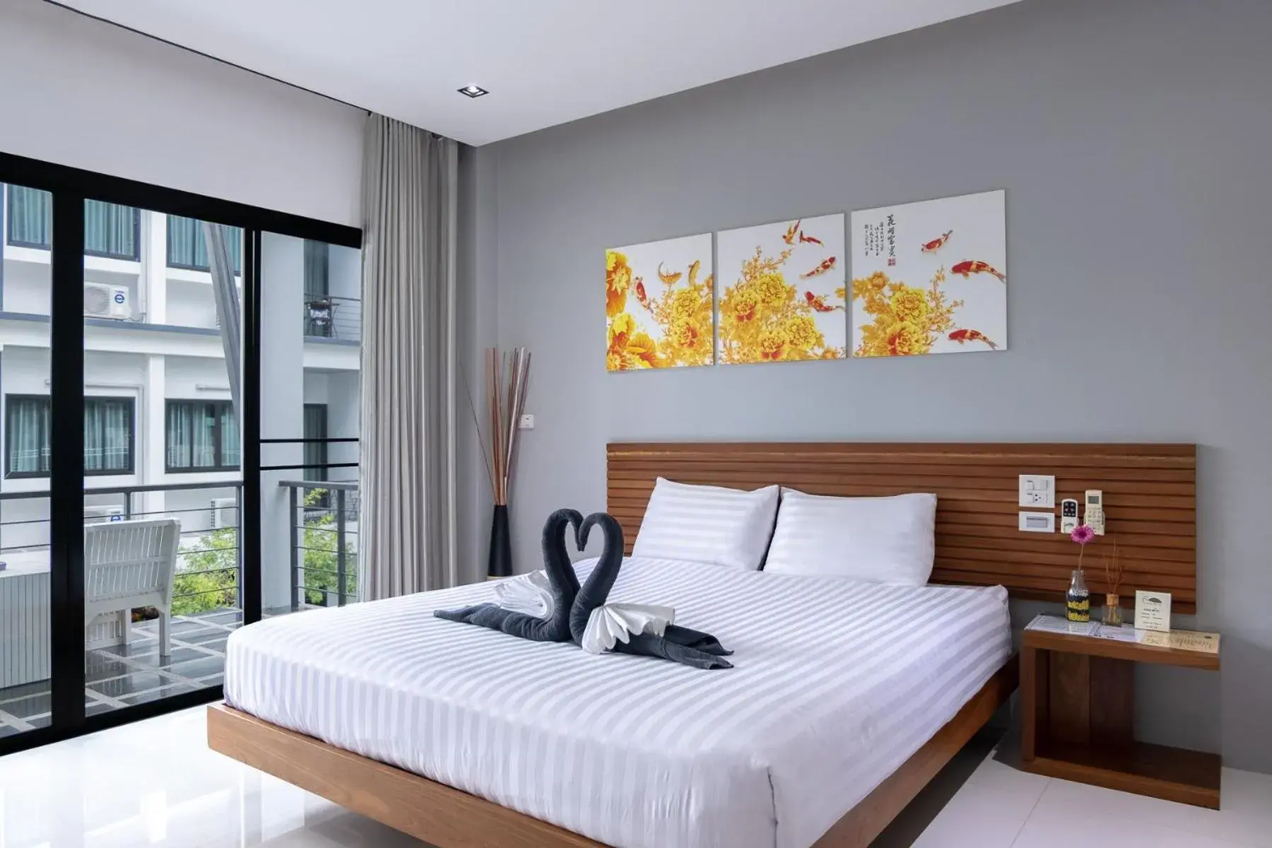 Deluxe Double Room in Chaantalay Hotel Deluxe Double Room in Chaantalay Hotel