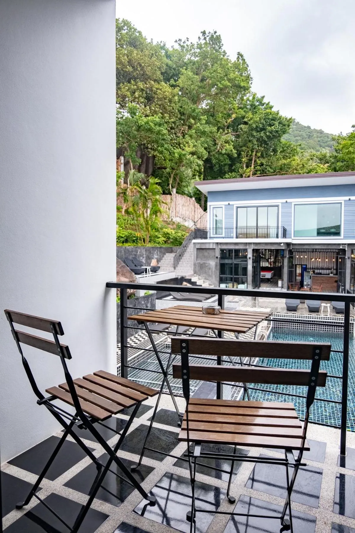 Balcony/Terrace in Chaantalay Hotel