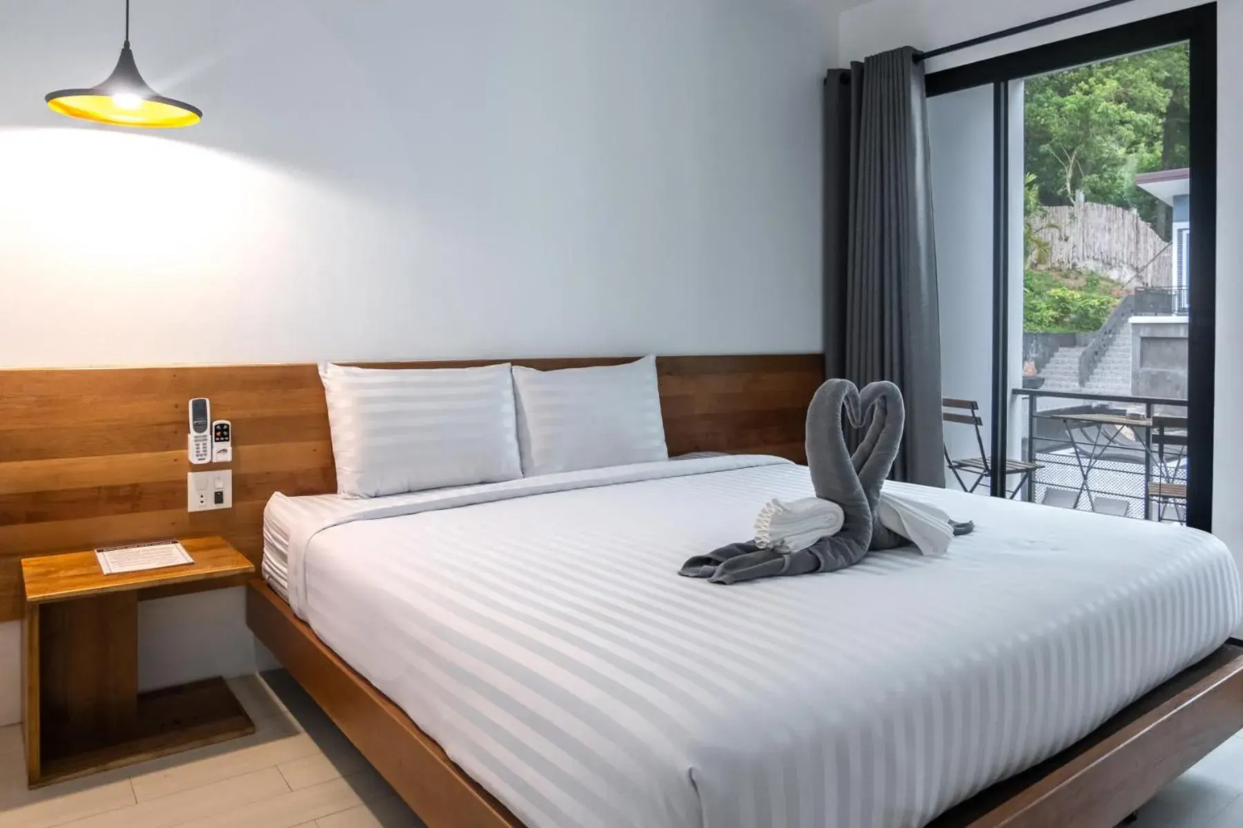 Photo of the whole room, Bed in Chaantalay Hotel Photo of the whole room, Bed in Chaantalay Hotel