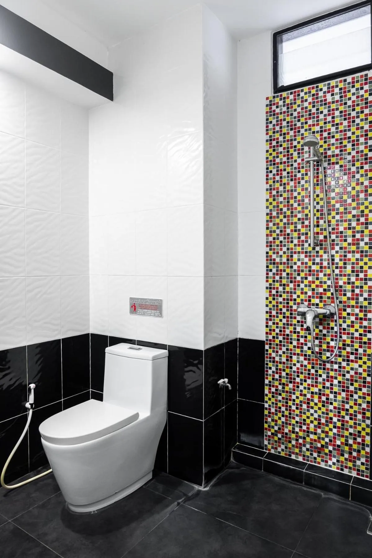 Bathroom in Chaantalay Hotel