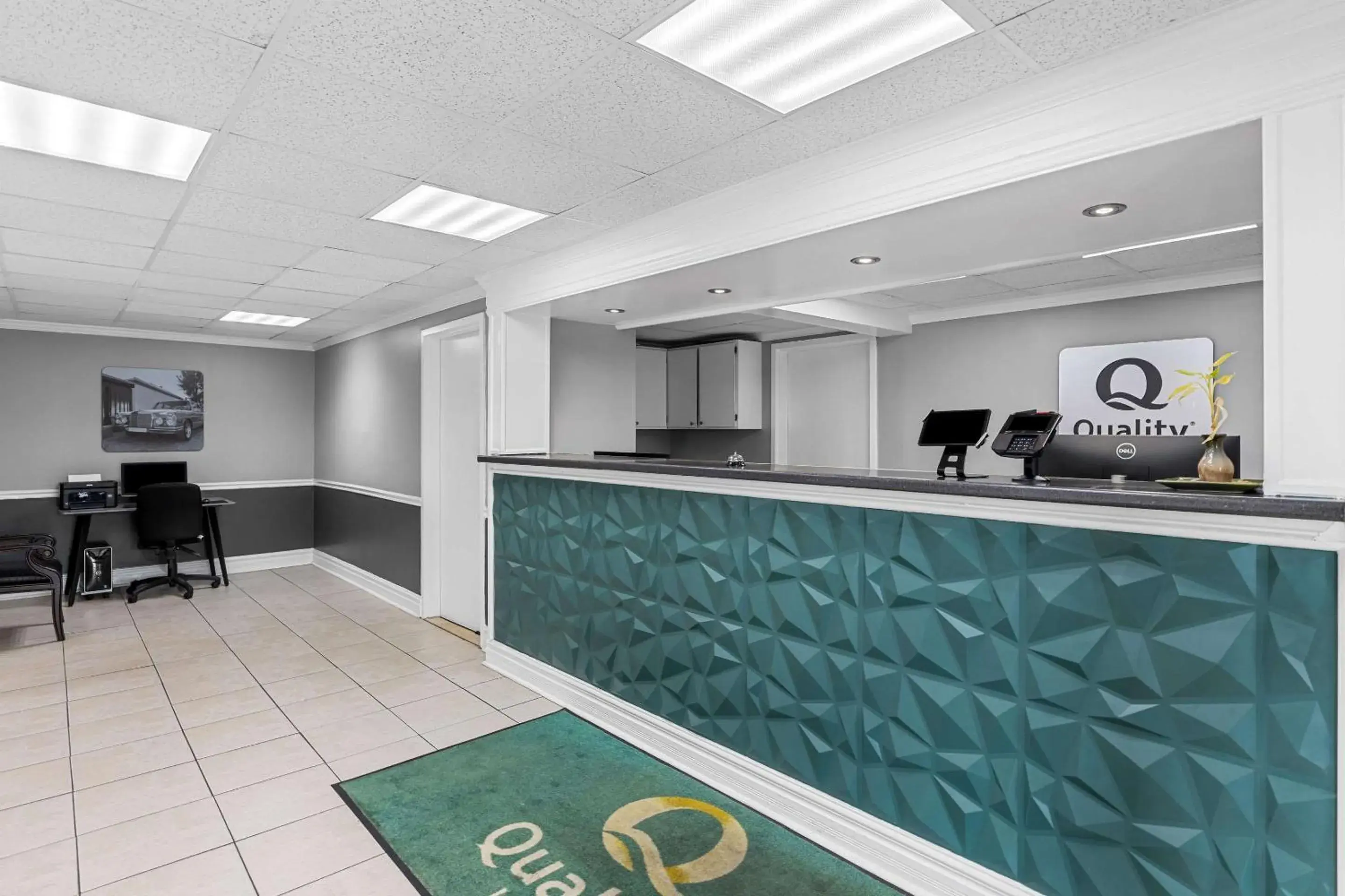 Lobby or reception in Quality Inn Port Wentworth Savannah North Lobby or reception in Quality Inn Port Wentworth Savannah North