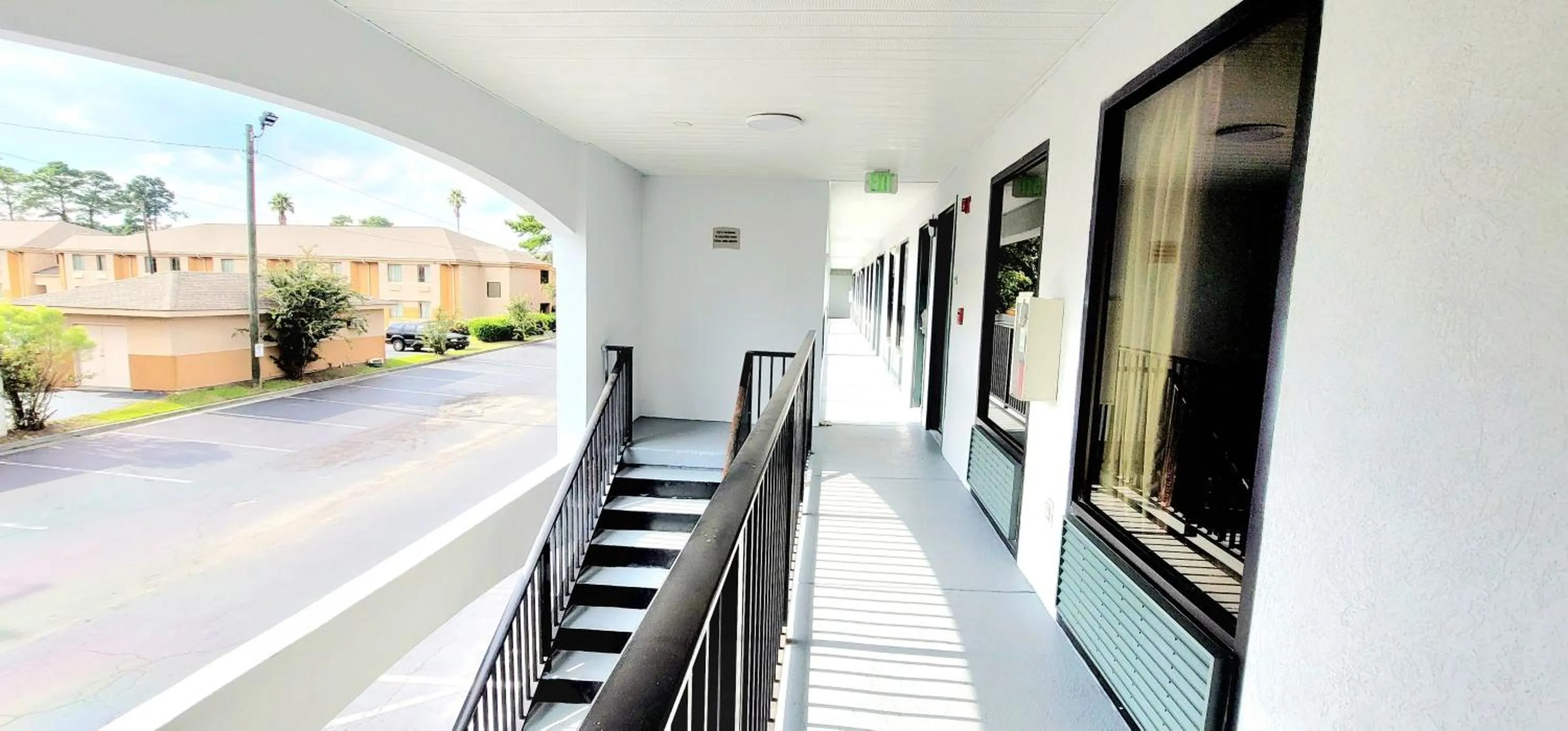 Property building in Quality Inn Port Wentworth Savannah North