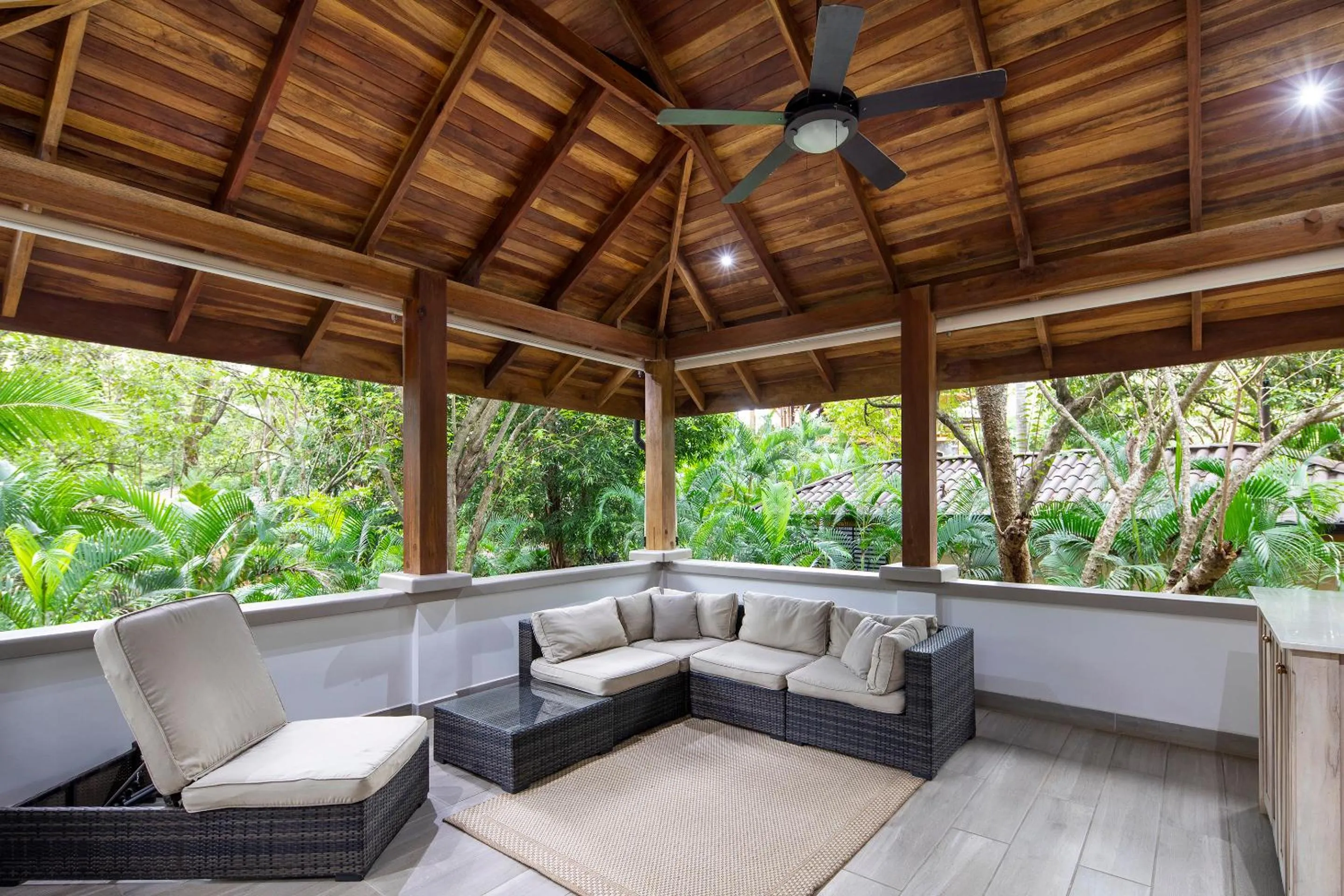 Seating area in Bodhi Tree Yoga Resort