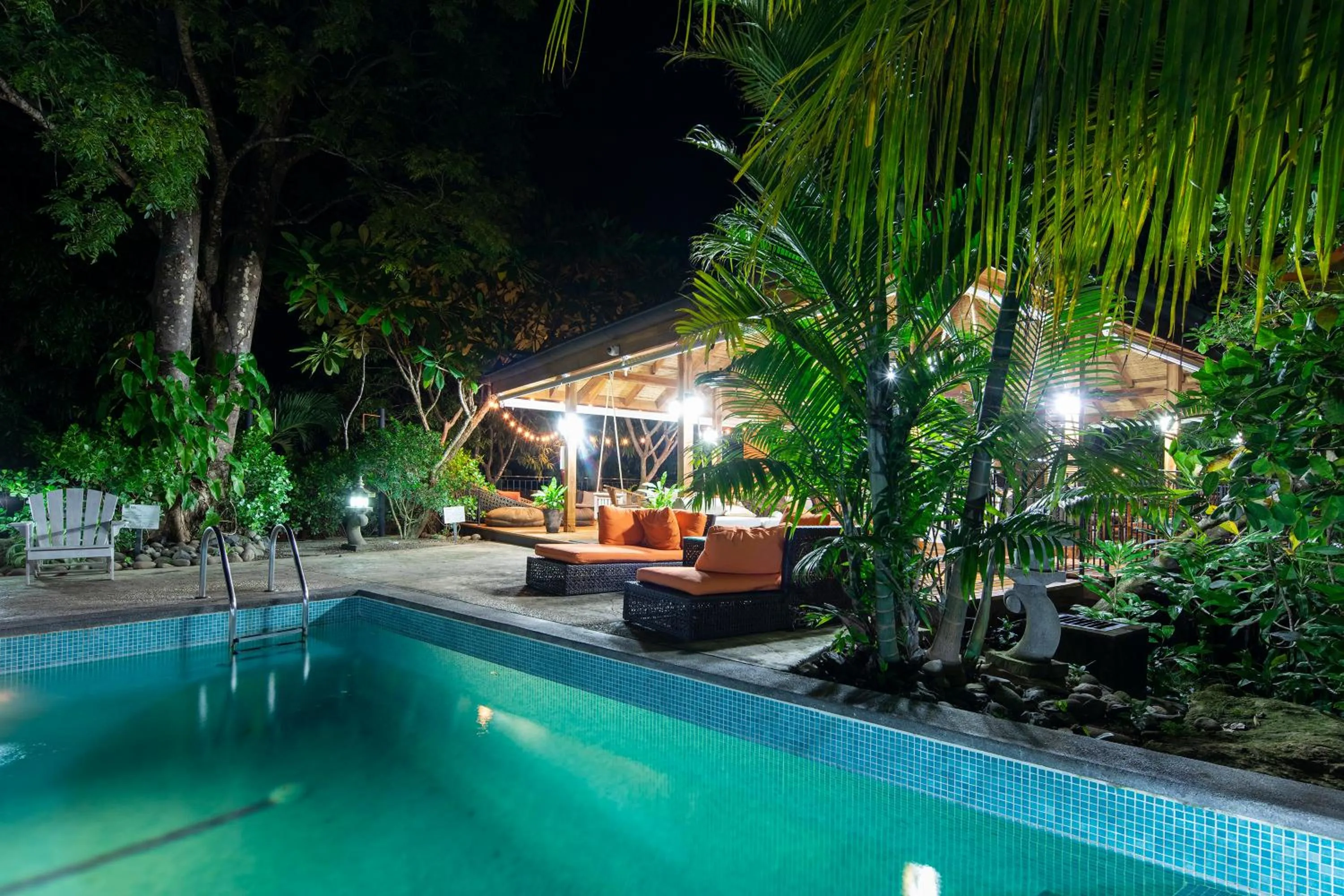 Swimming pool in Bodhi Tree Yoga Resort