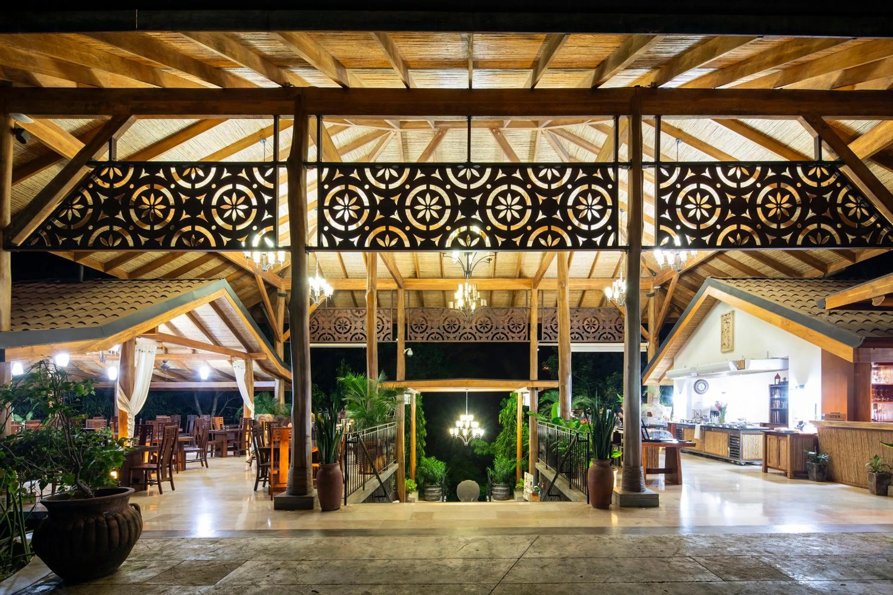 Restaurant/places to eat in Bodhi Tree Yoga Resort