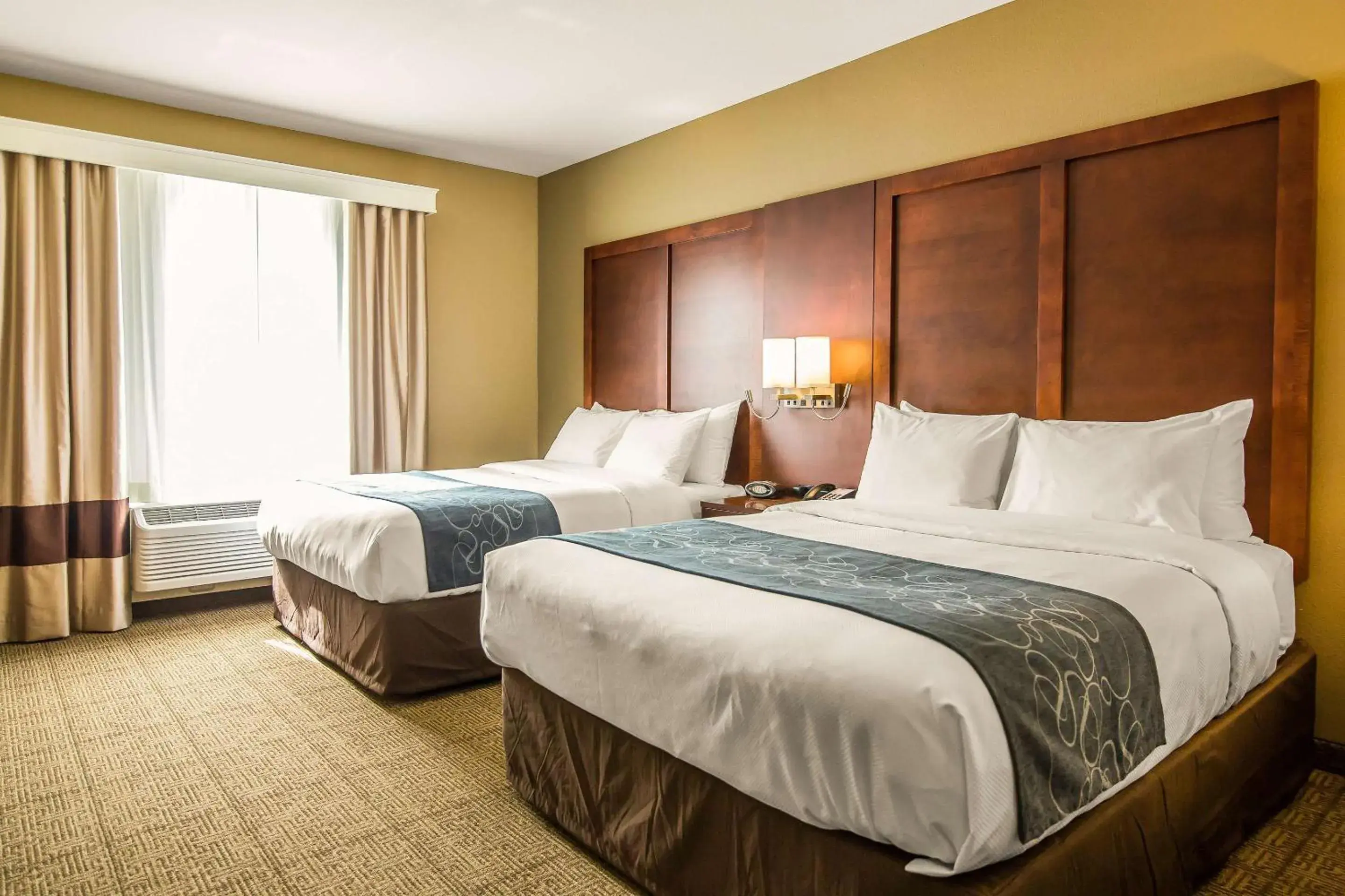 Bedroom, Bed in Comfort Suites Dodge City Bedroom, Bed in Comfort Suites Dodge City