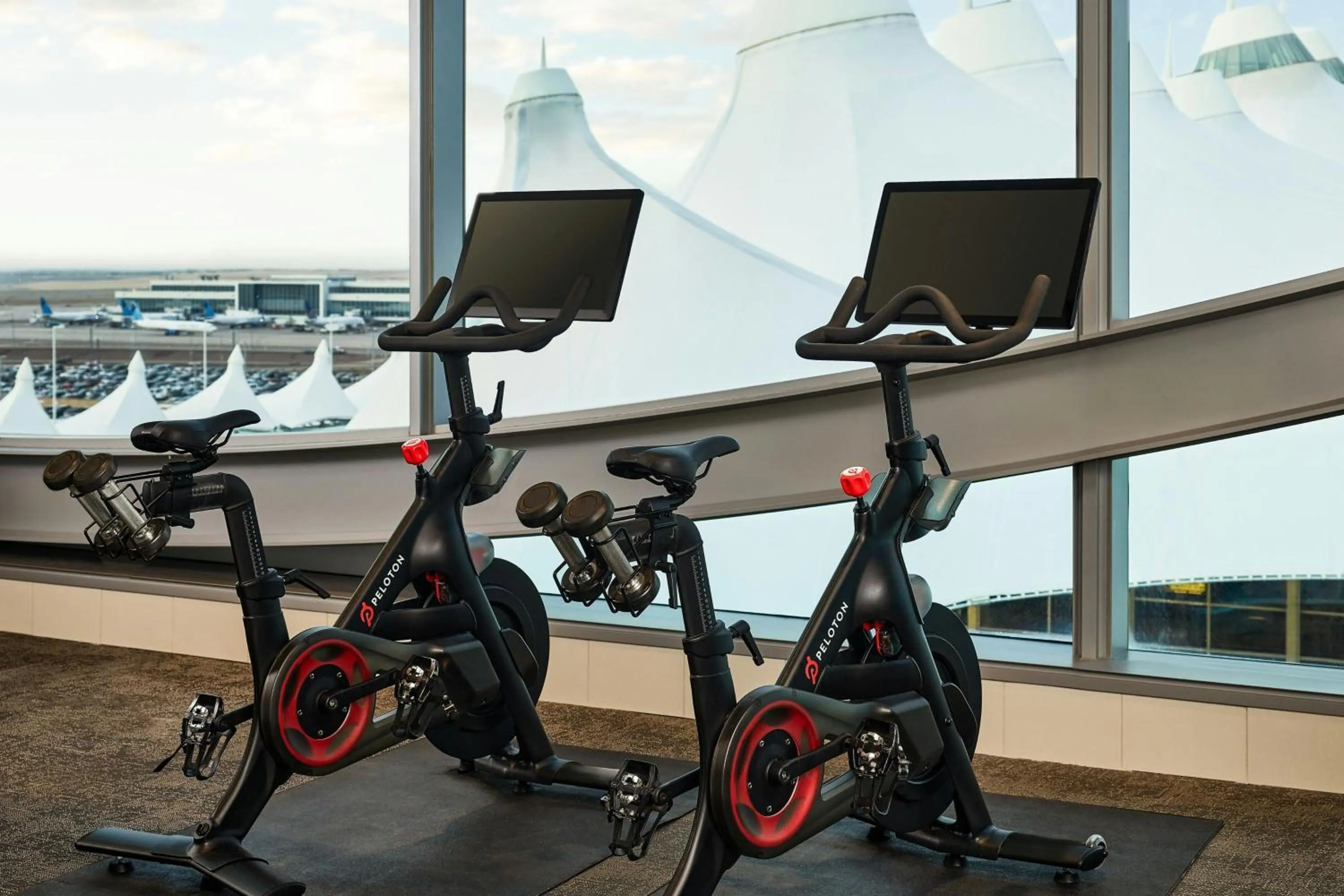 Fitness centre/facilities in The Westin Denver International Airport