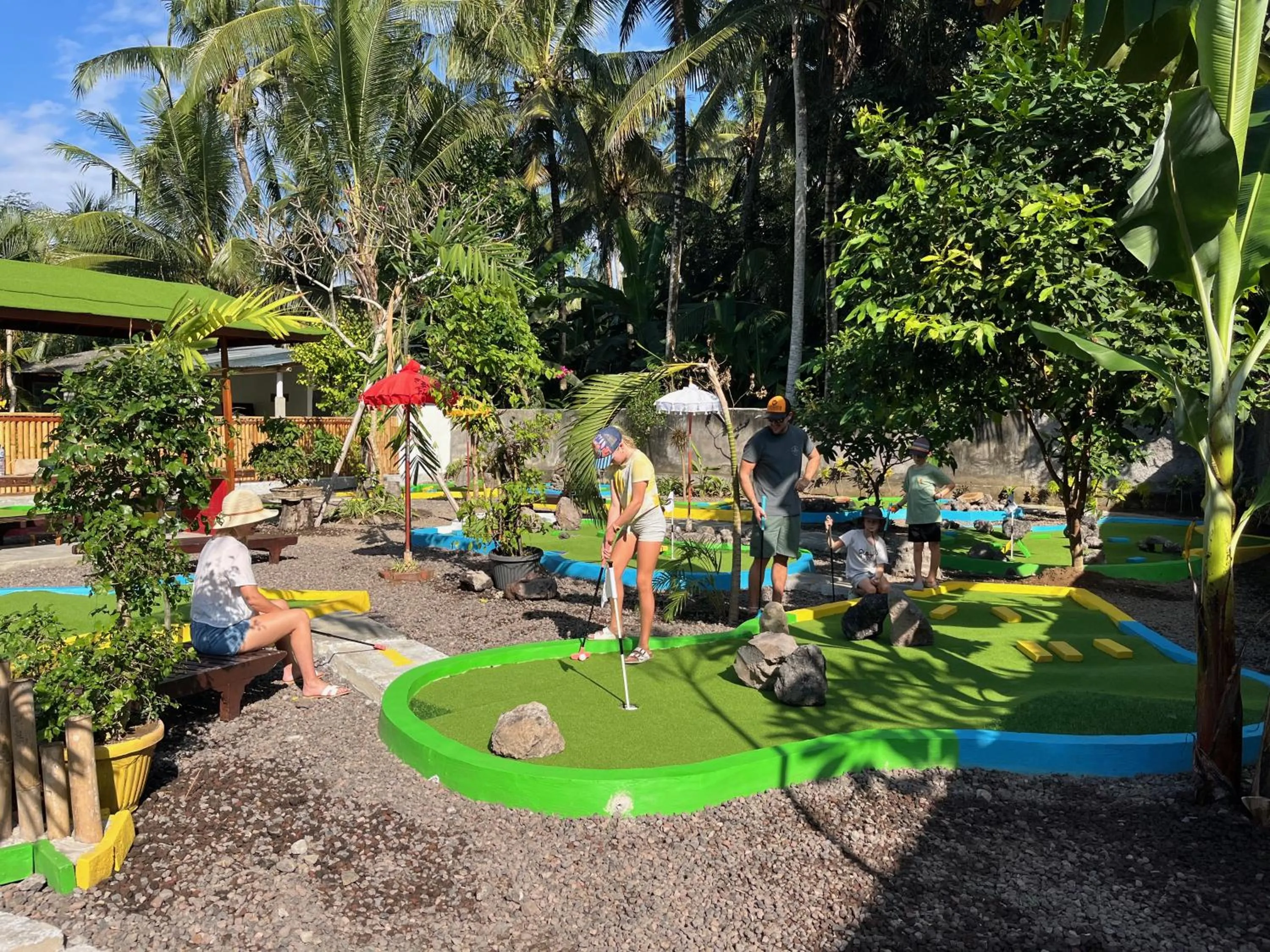 Minigolf in Kura Kura Villas & Candidasa Mini Golf