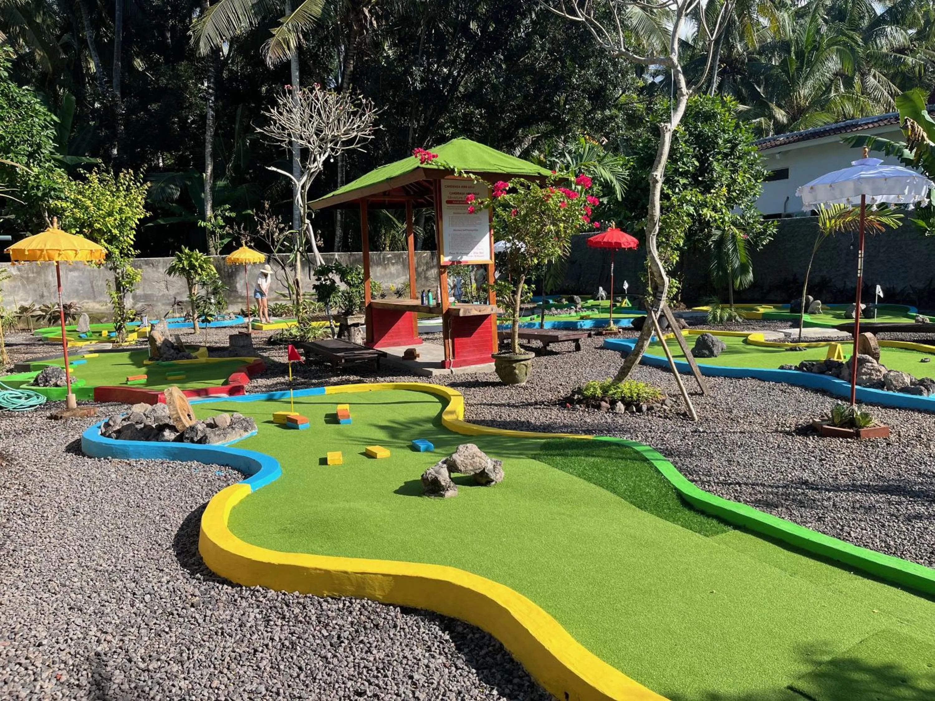 Minigolf in Kura Kura Villas & Candidasa Mini Golf