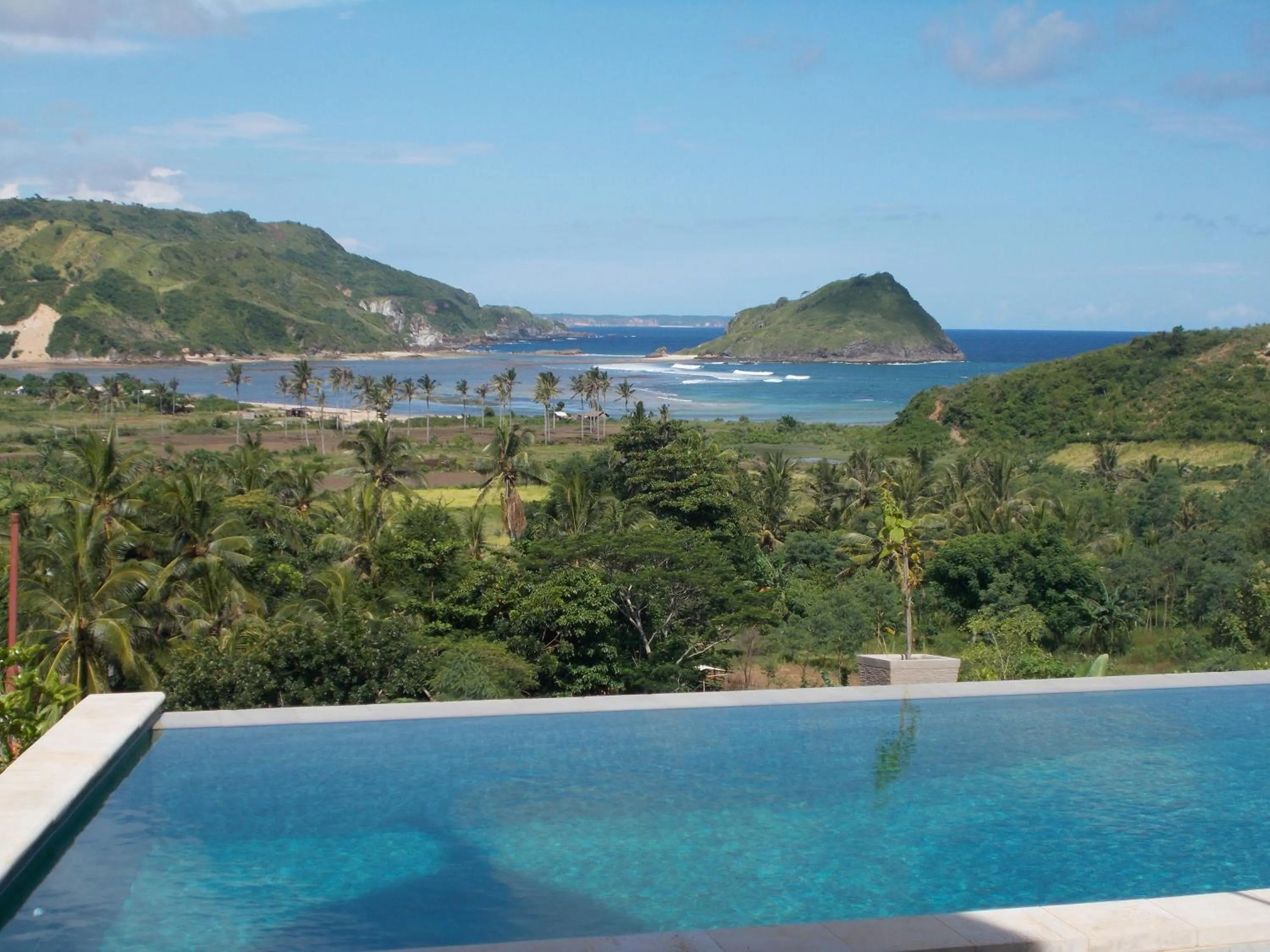  in Blue Monkey Retreat Areguling Lombok