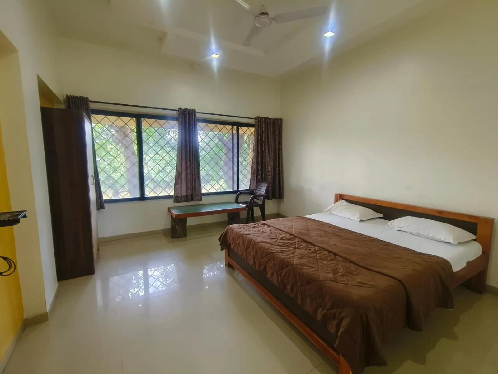 Photo of the whole room in The Amba Resort