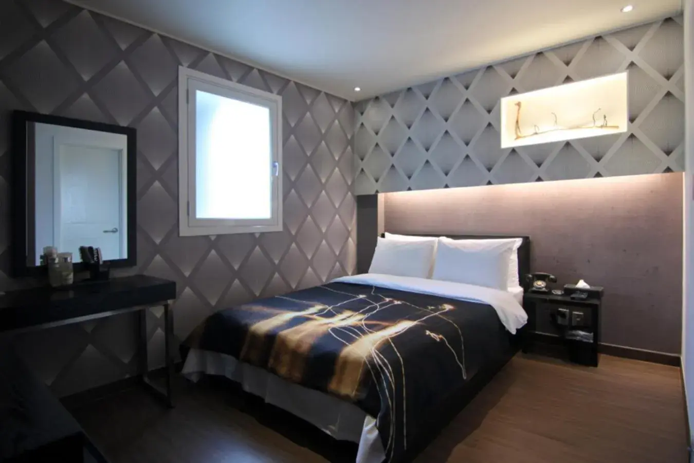 Bed in ZUM Motel Bed in ZUM Motel