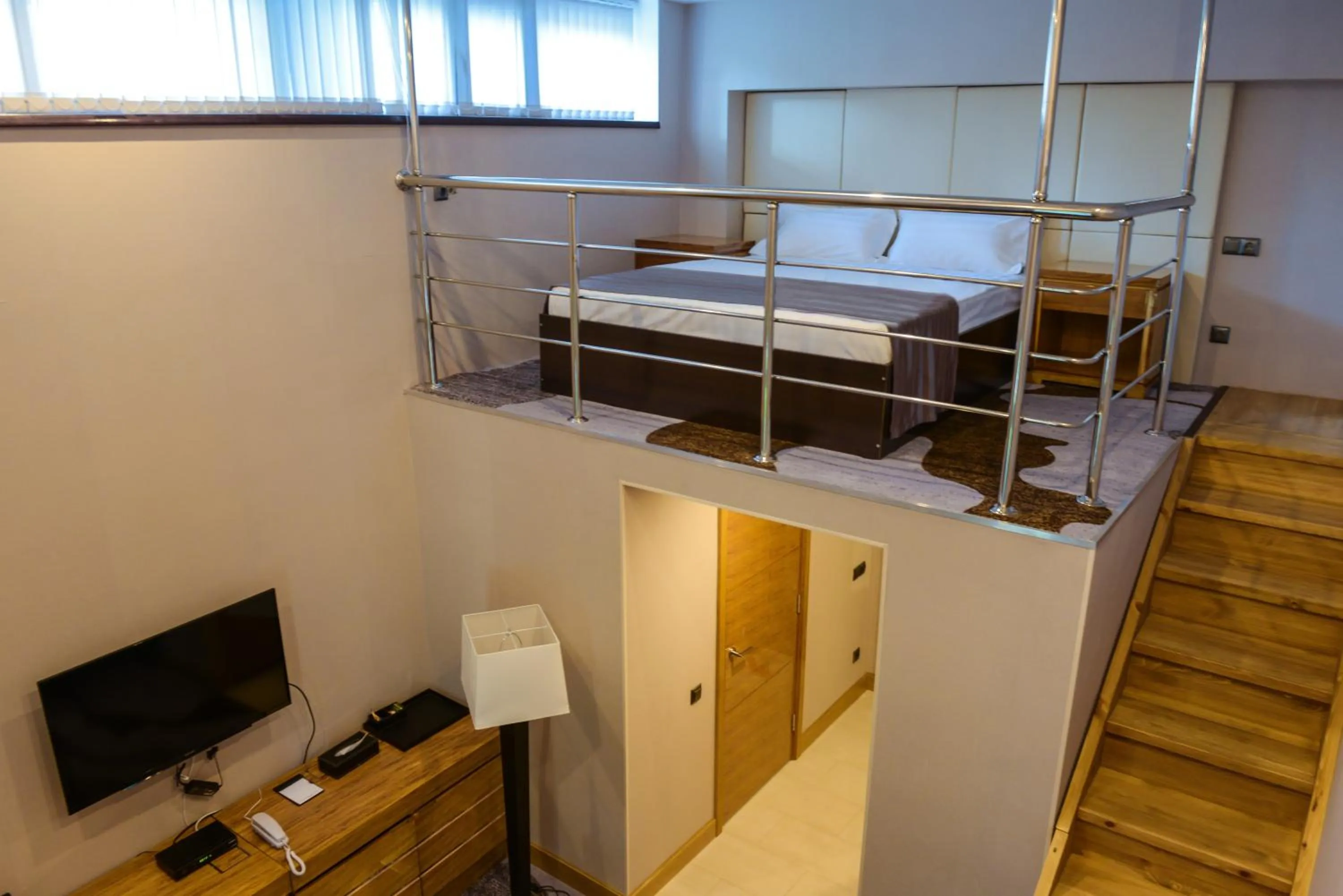 Photo of the whole room, Bed in Absolute Hotel