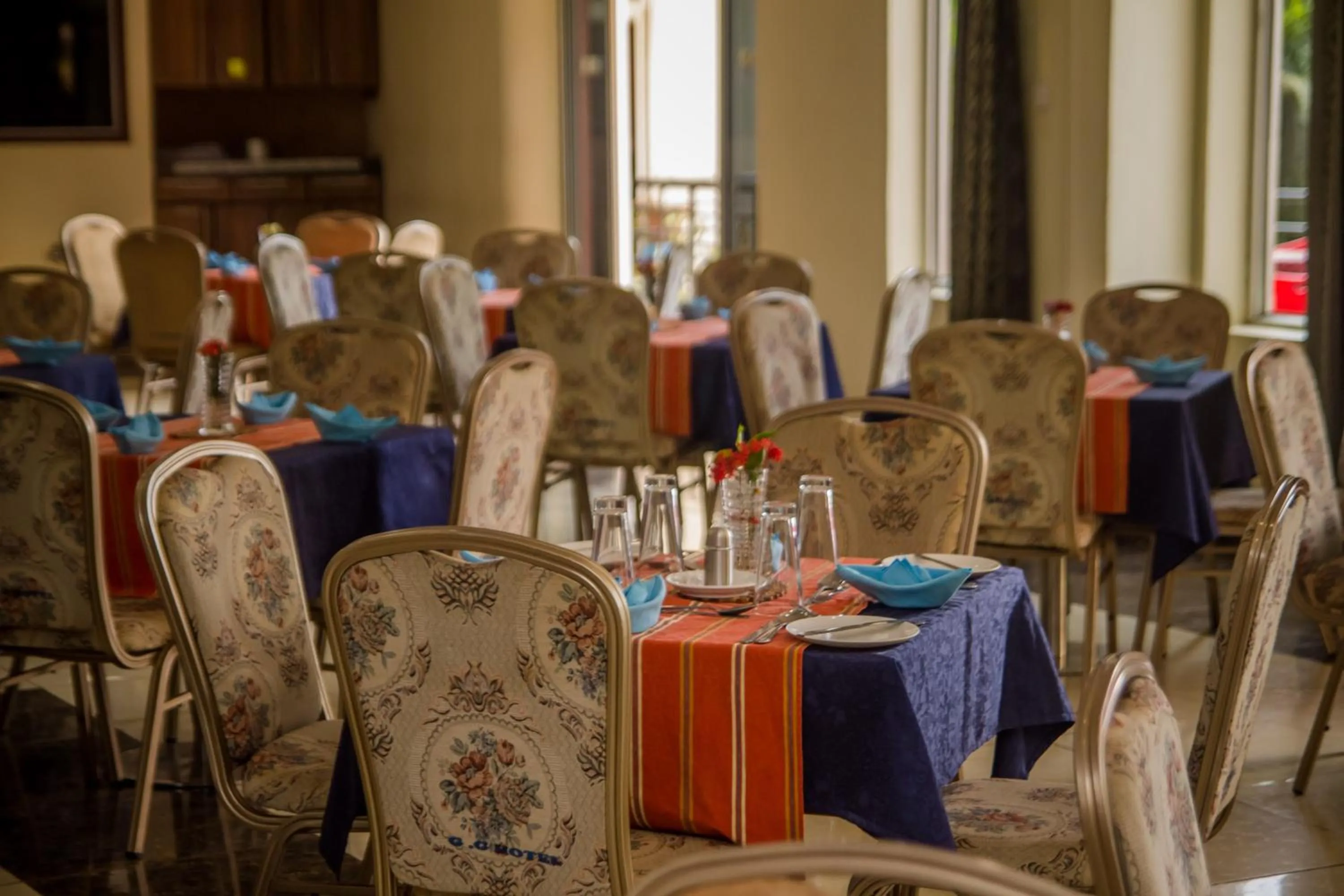 Restaurant/places to eat in Grand Global Hotel