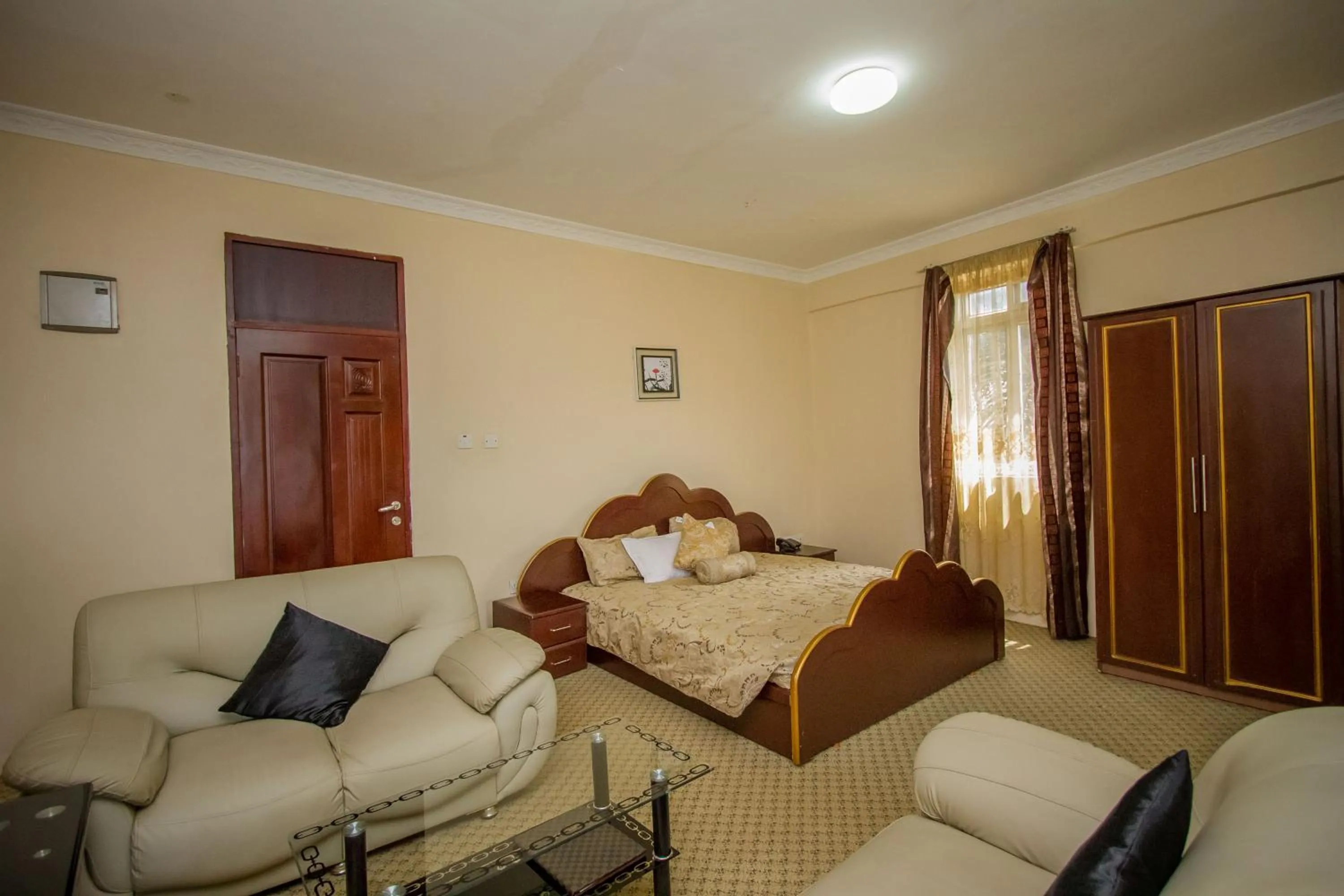 Photo of the whole room in Grand Global Hotel