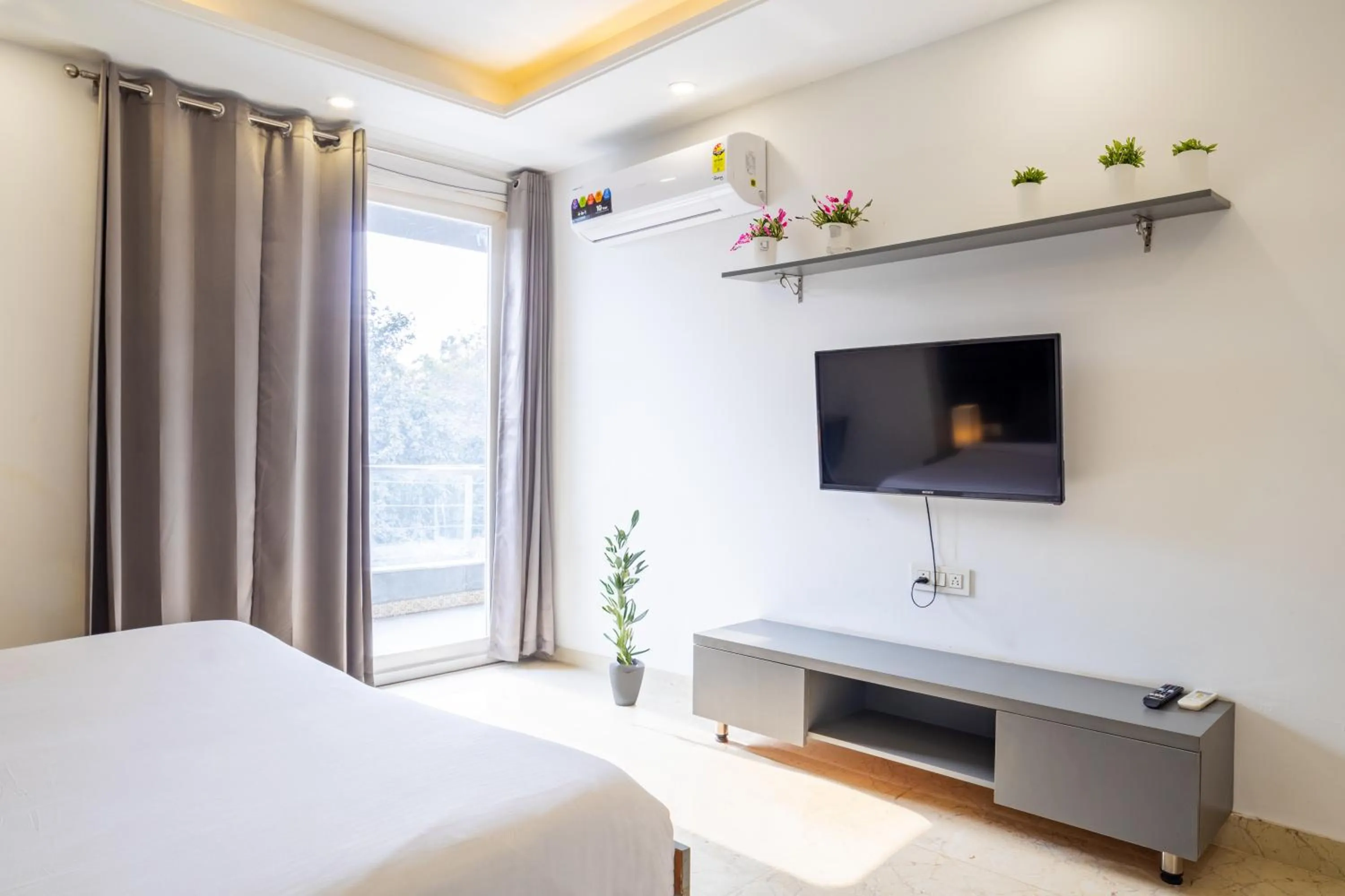 Bed in Housr 46 M2K Corp Near Park Hospital Sector 46