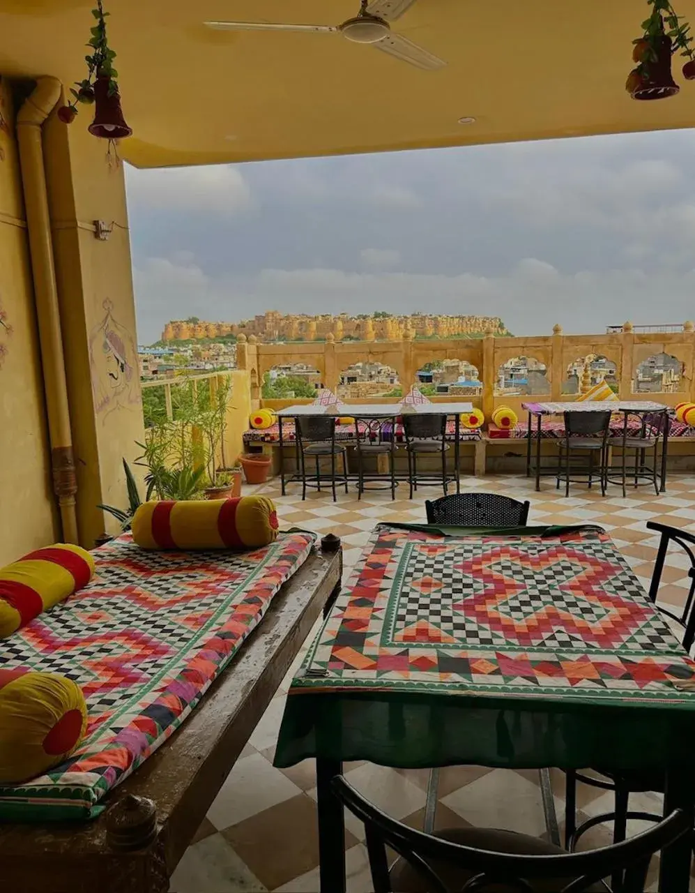 Breakfast in Golden Marigold Hotel Breakfast in Golden Marigold Hotel