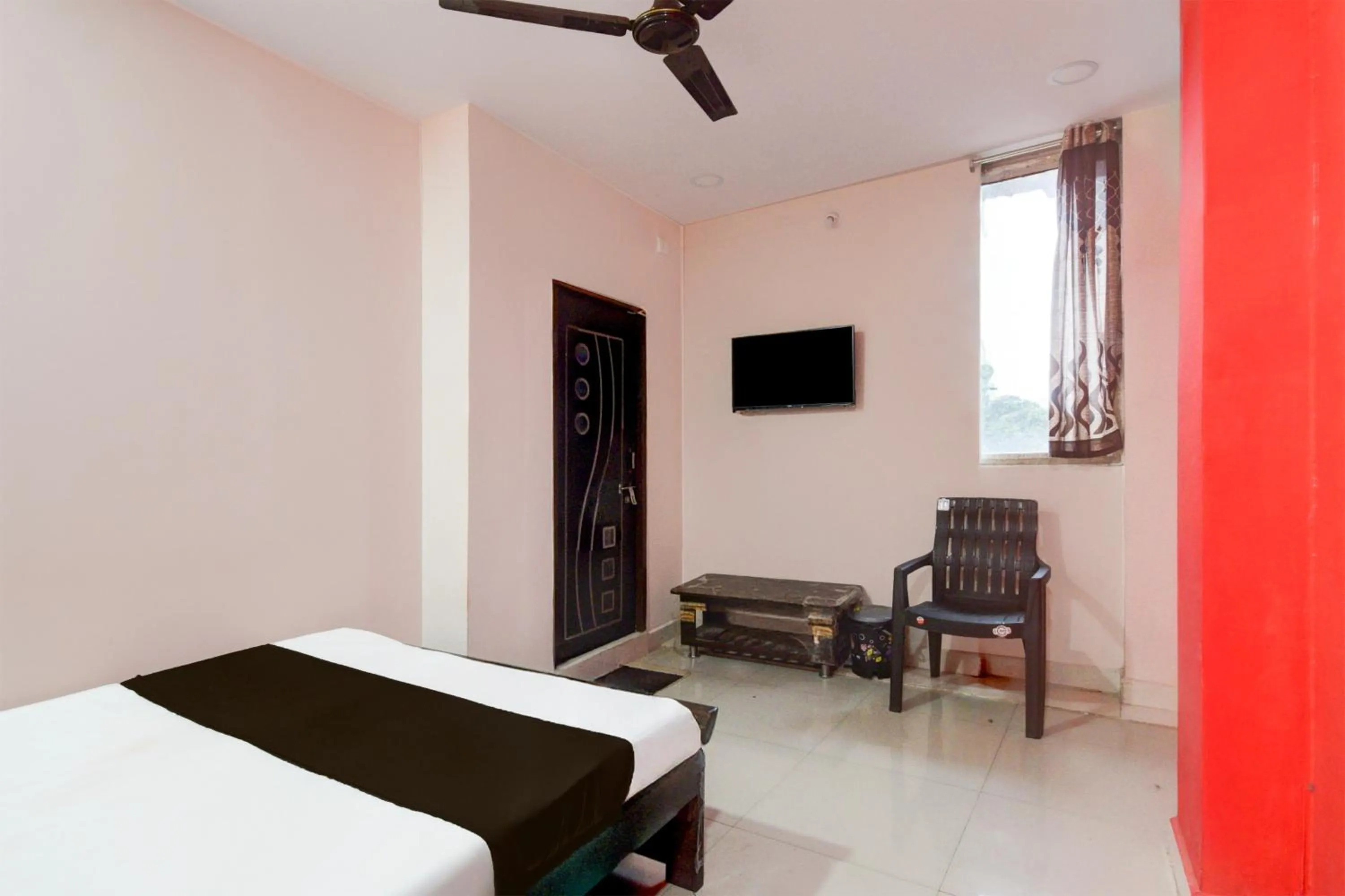 Bedroom, Bed in Hotel O AVR GRAND