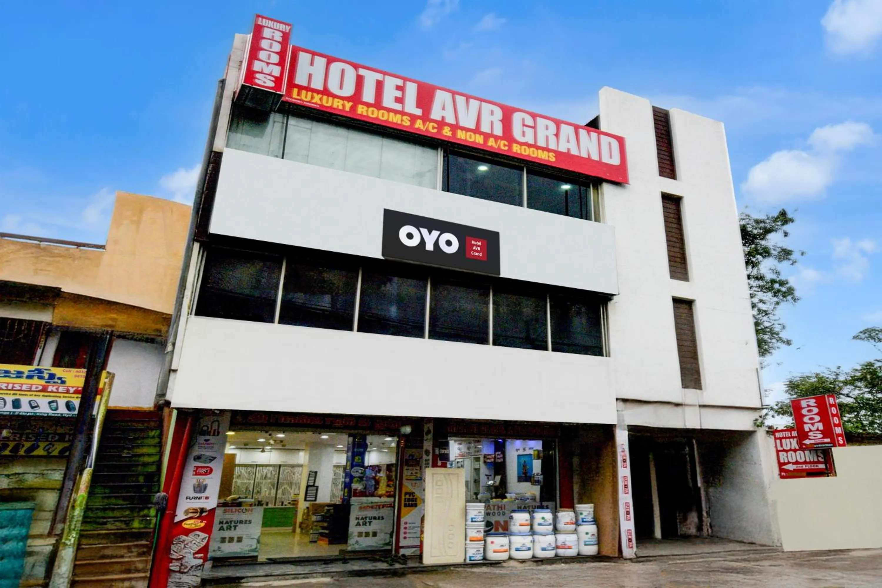 Facade/entrance in Hotel O AVR GRAND