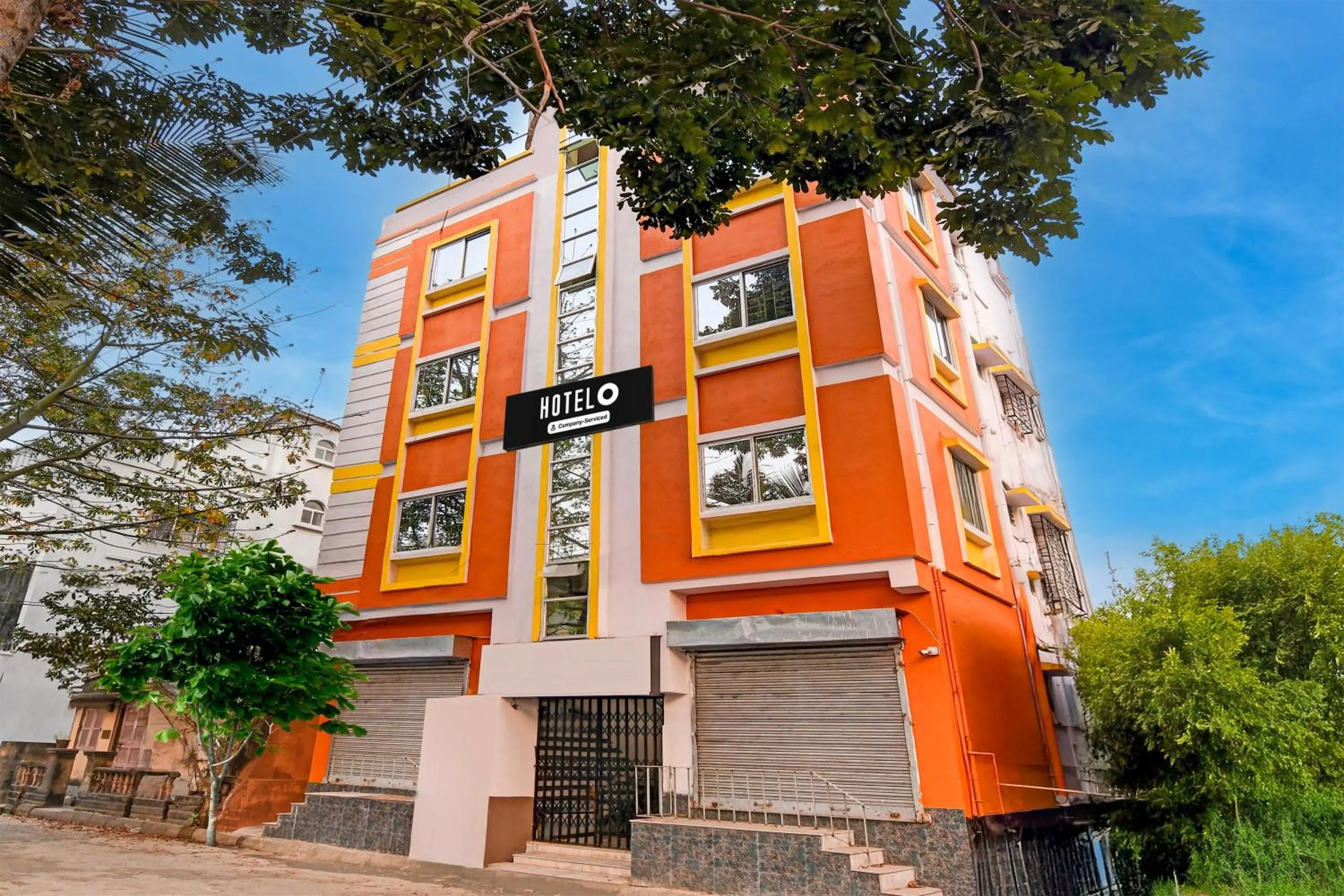 Property building in Super Hotel O Hiland Park Formerly Ayush Villa