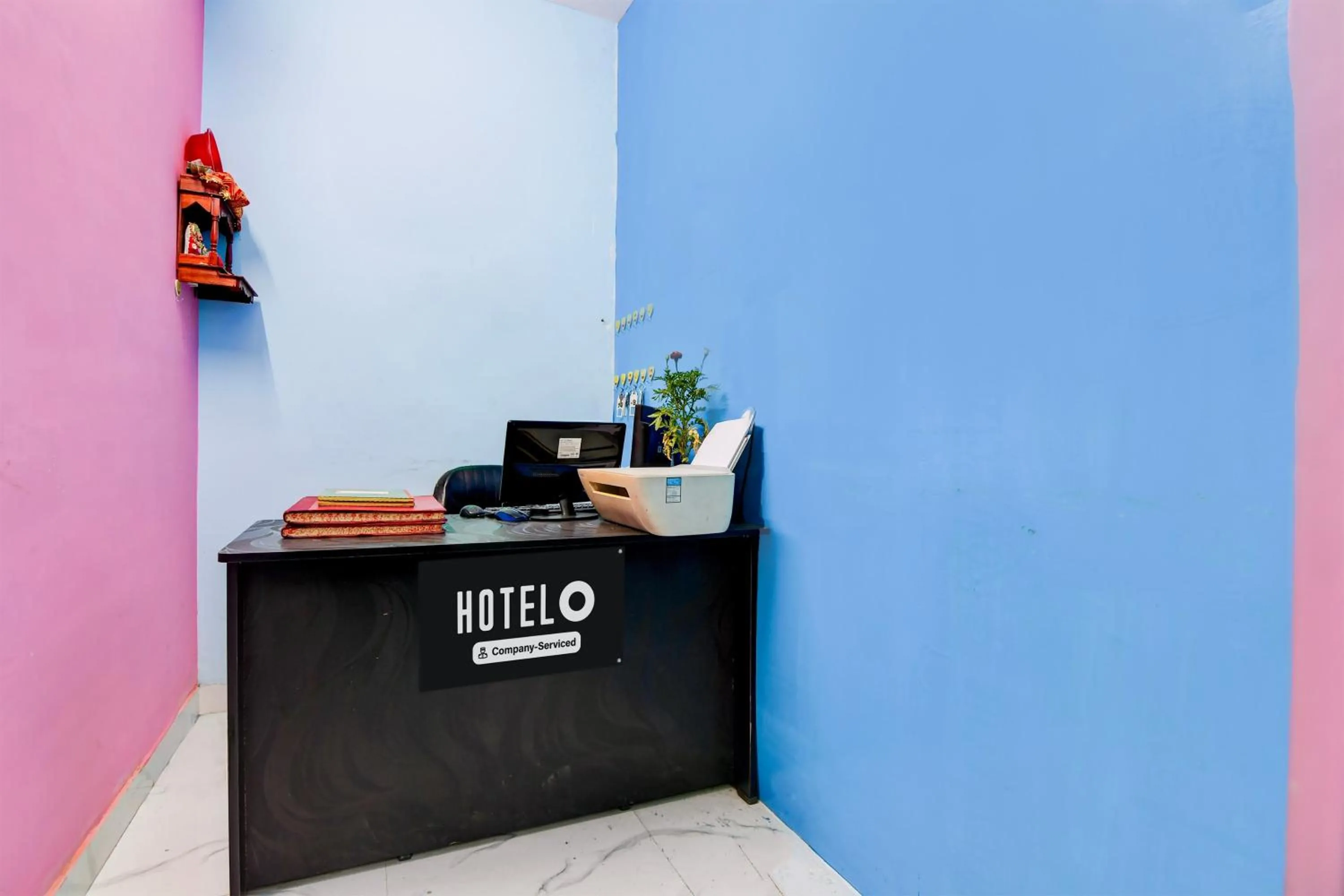 Lobby or reception in Super Hotel O Hiland Park Formerly Ayush Villa